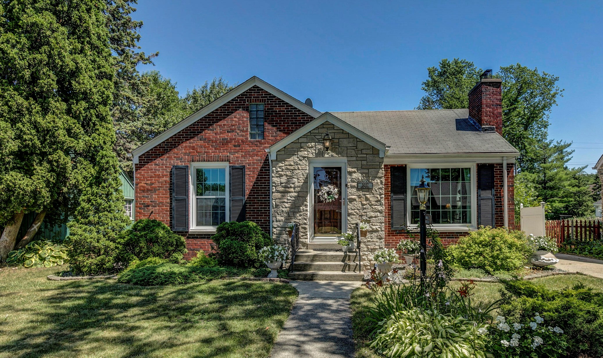 3037 Ruby Ave, Racine, WI 53402-4030