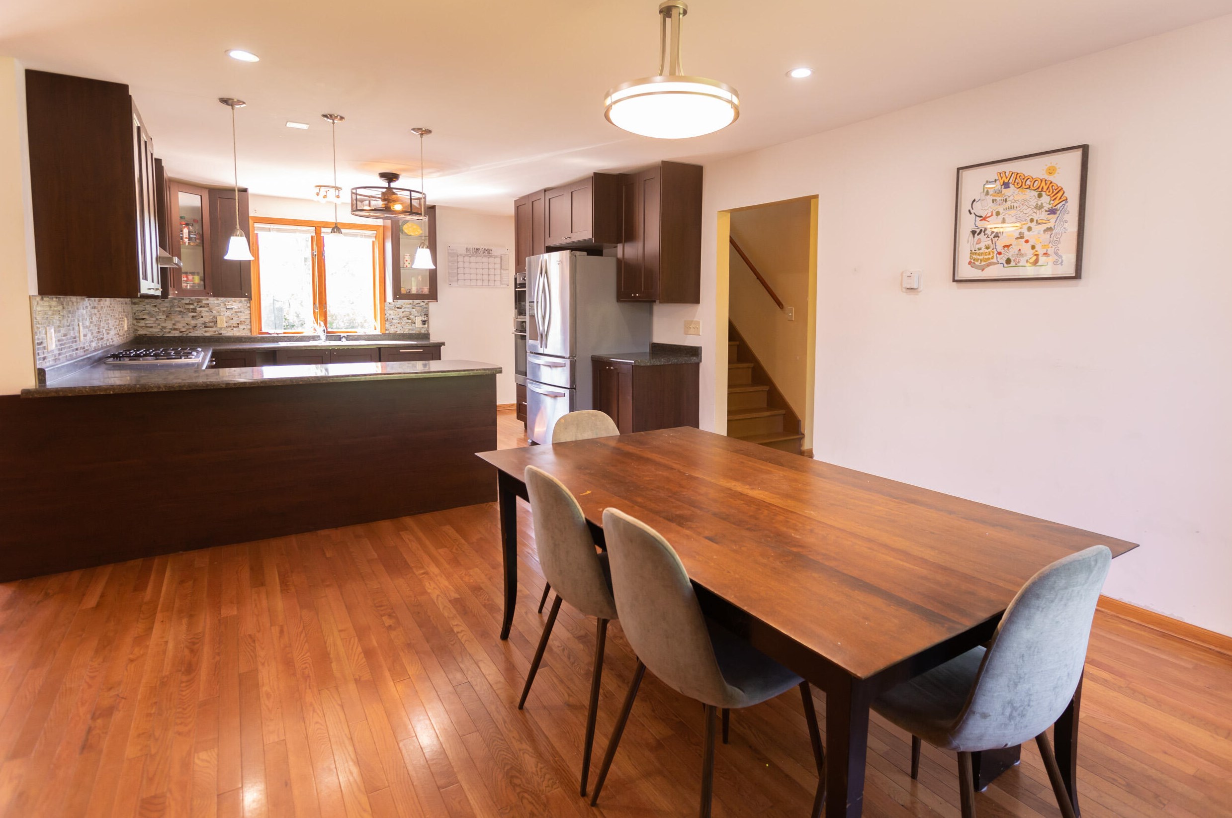 8209 N Port Washington Rd, Milwaukee, WI 53217