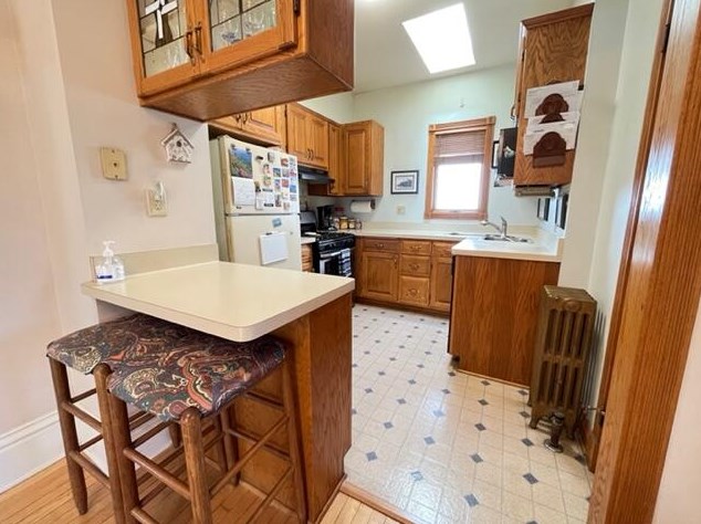 1317 Grove Ave, Racine, WI 53405-3044