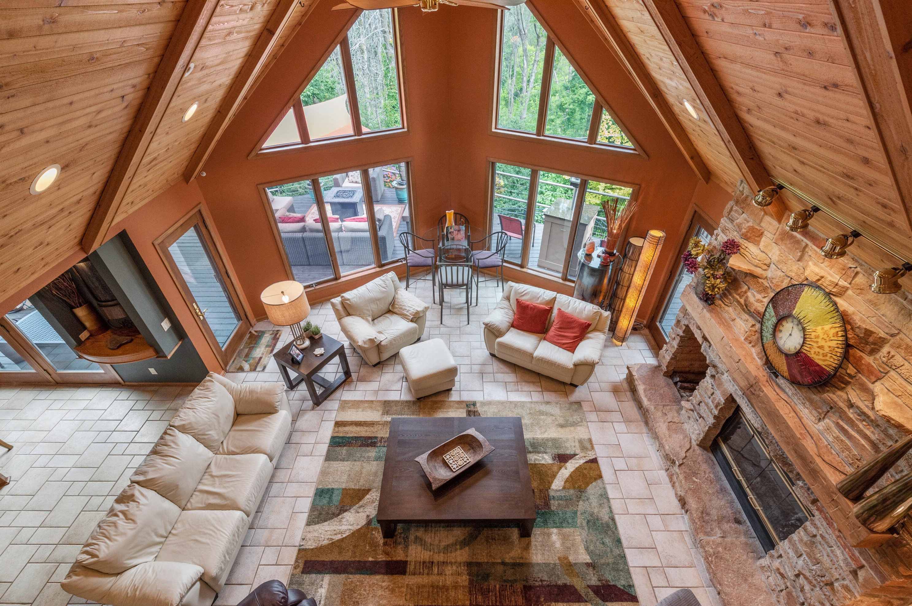 2741 N 40th St, Sheboygan, WI 53083