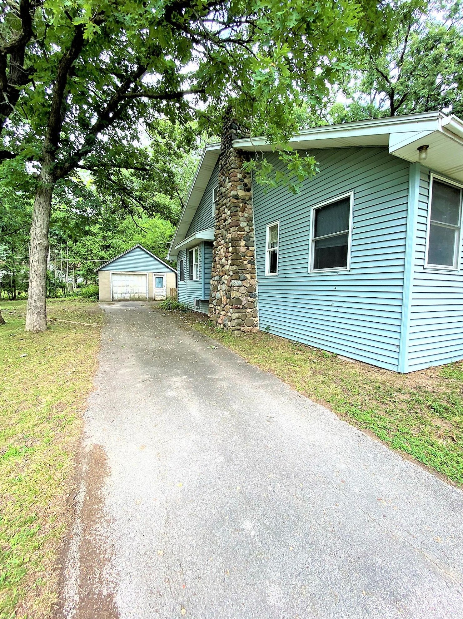 29910 Meadow Dr, Lyons, WI 53105-9688