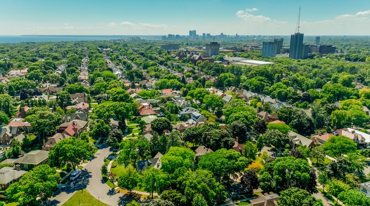 2709 E Menlo Blvd, Milwaukee, WI 53211