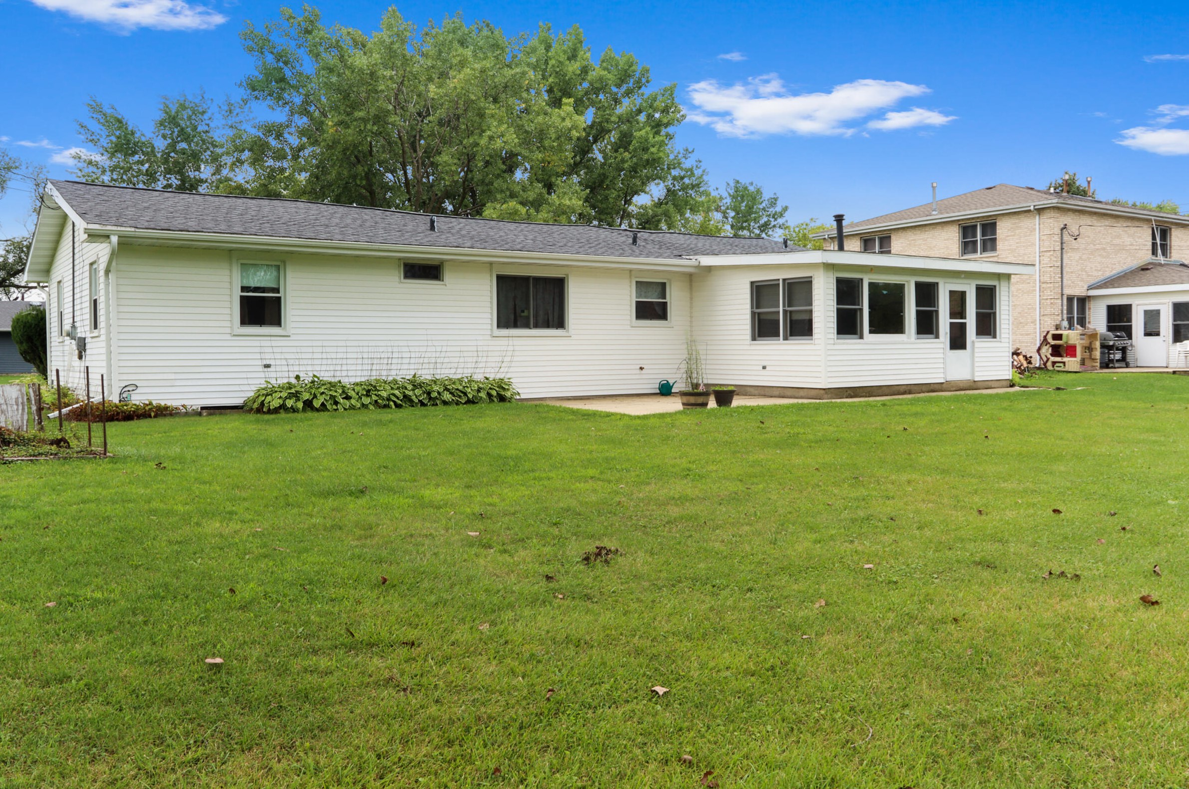 1532 Swallow Rd, Twin Lakes, WI 53181
