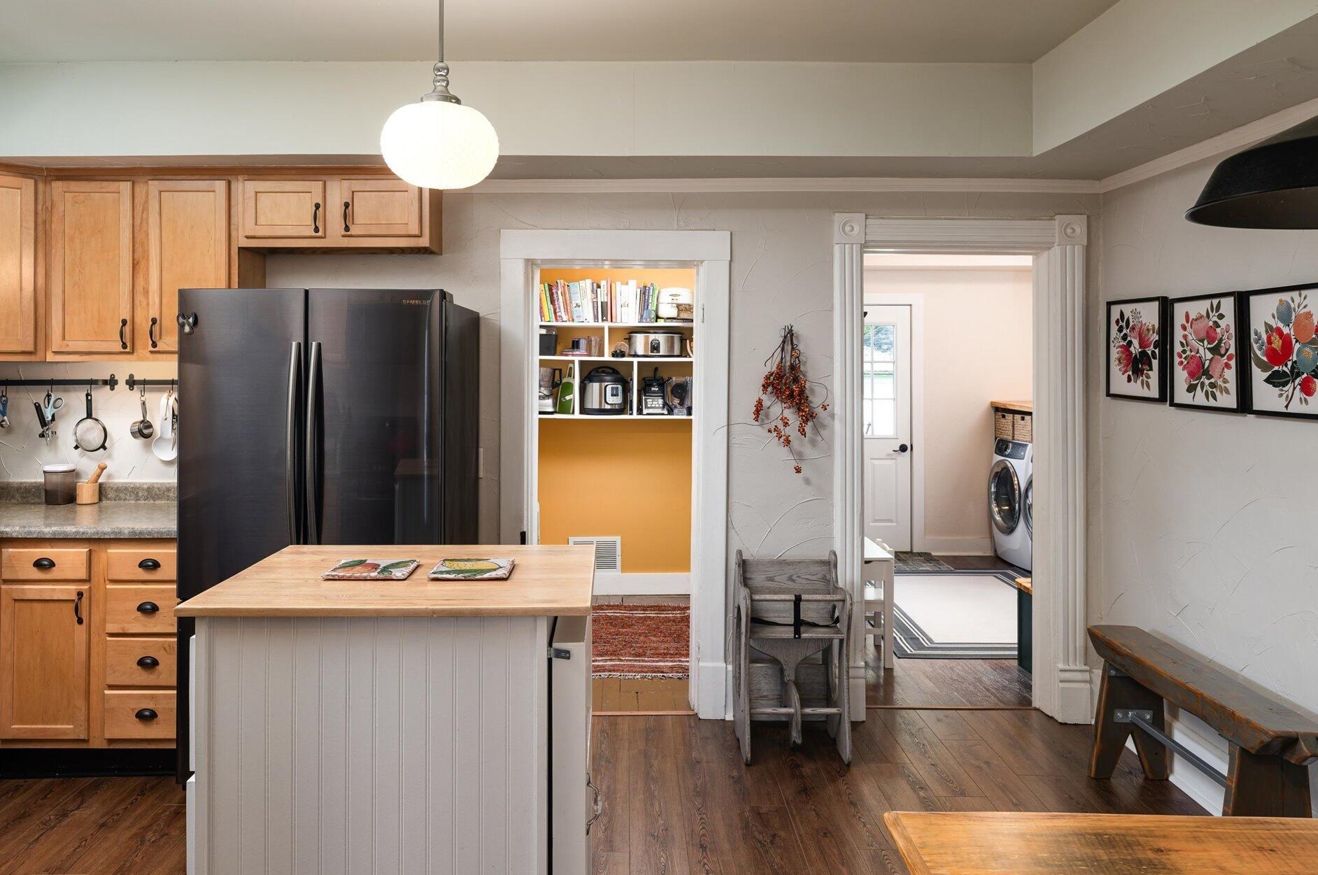 306 Gillette St, Viroqua WI  54665-1445 exterior