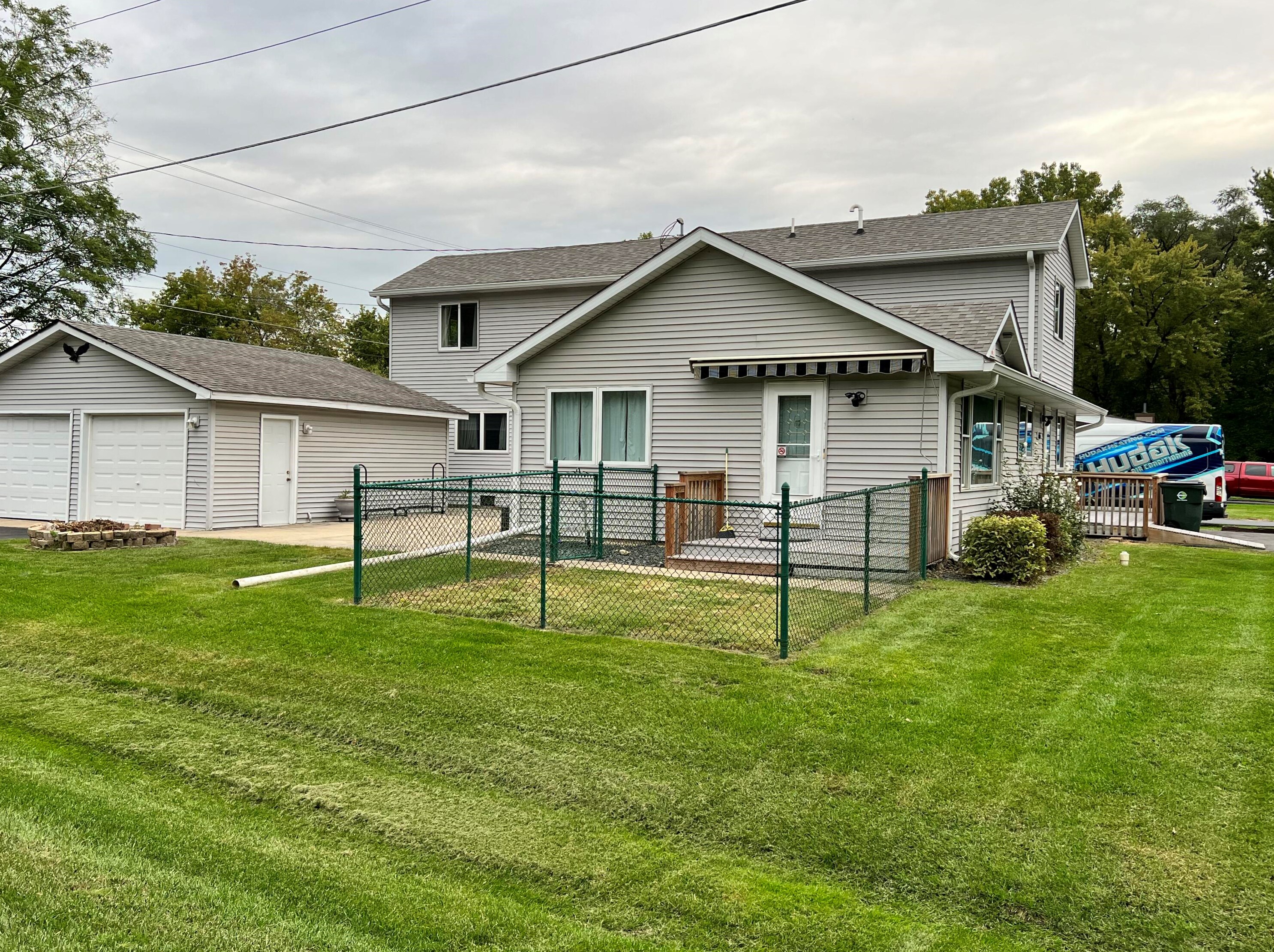 606 Gatewood Dr, Twin Lakes, WI 53181