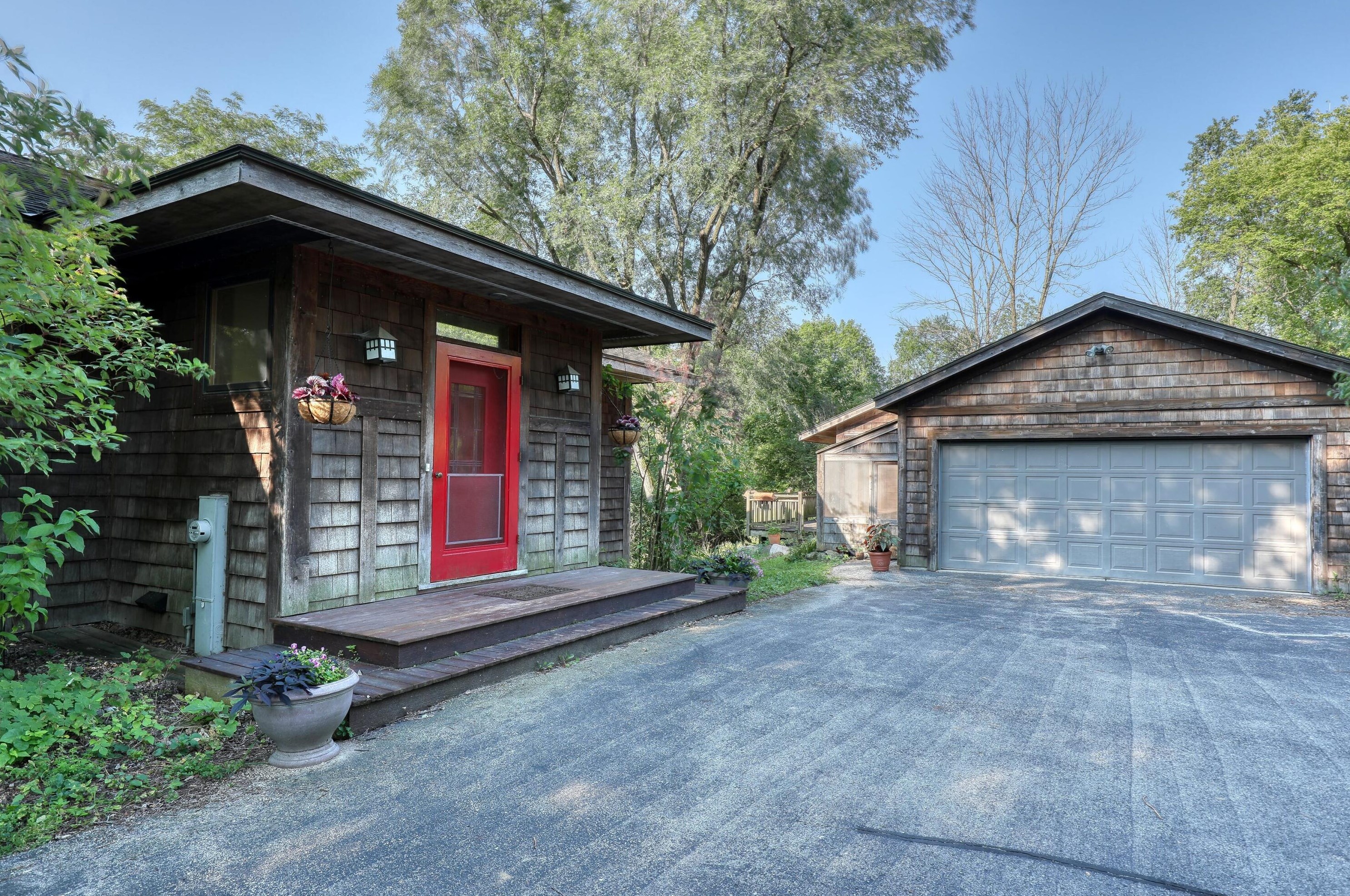 5389 Monches Rd, Colgate, WI 53017