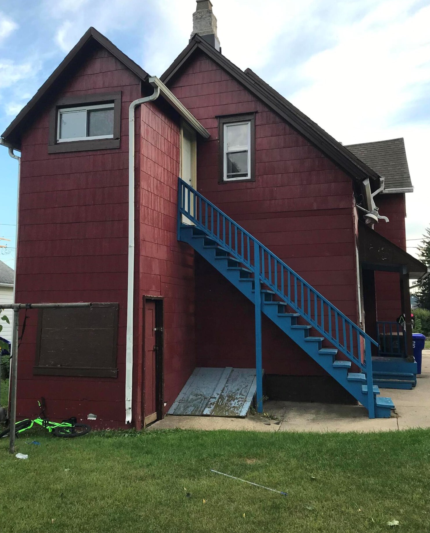 914 48th St, Kenosha, WI 53140