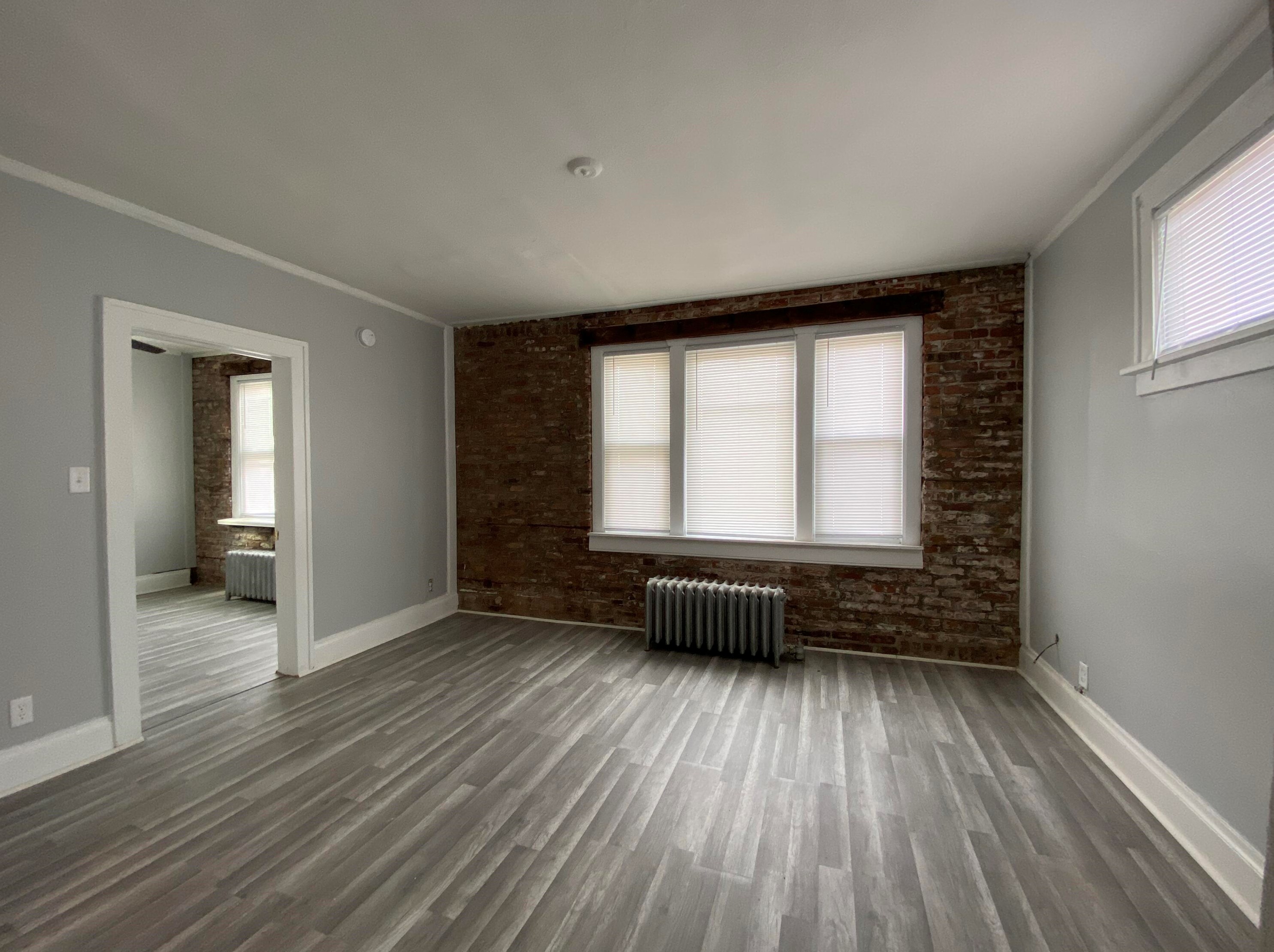 2311 W 52nd St #2nd Floor, Kenosha, WI 53140