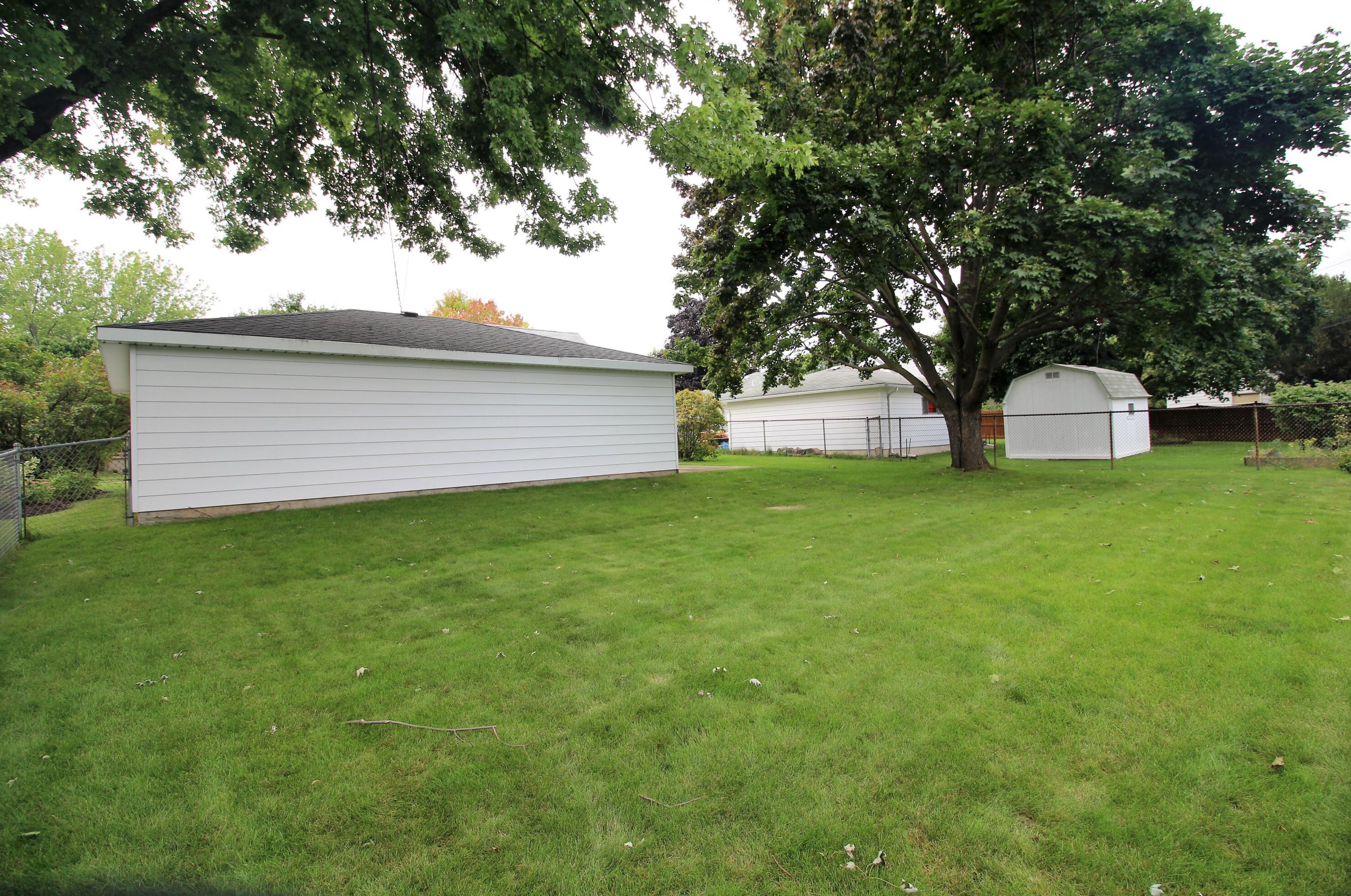 1114 2nd Ave, Grafton, WI 53024-1706