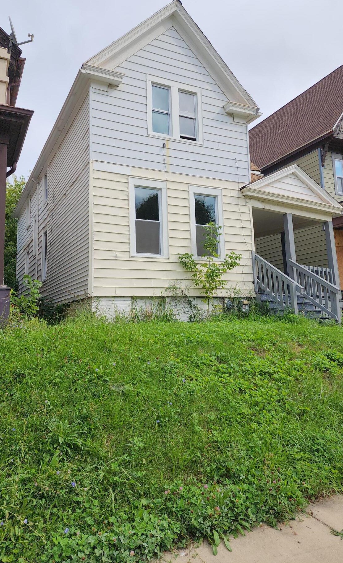 2542 N 37th St, Milwaukee, WI 53210