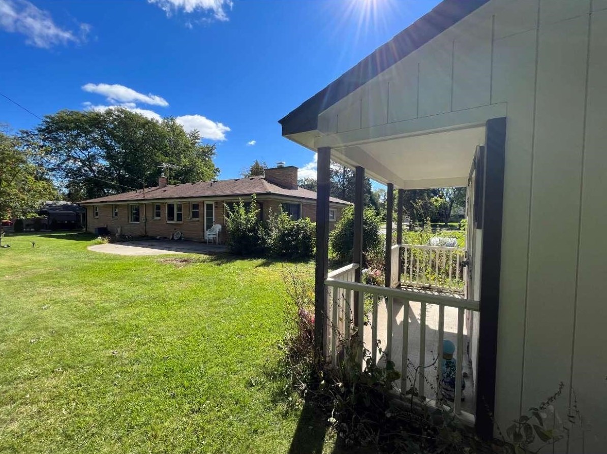12650 Center St, Brookfield, WI 53005-3820