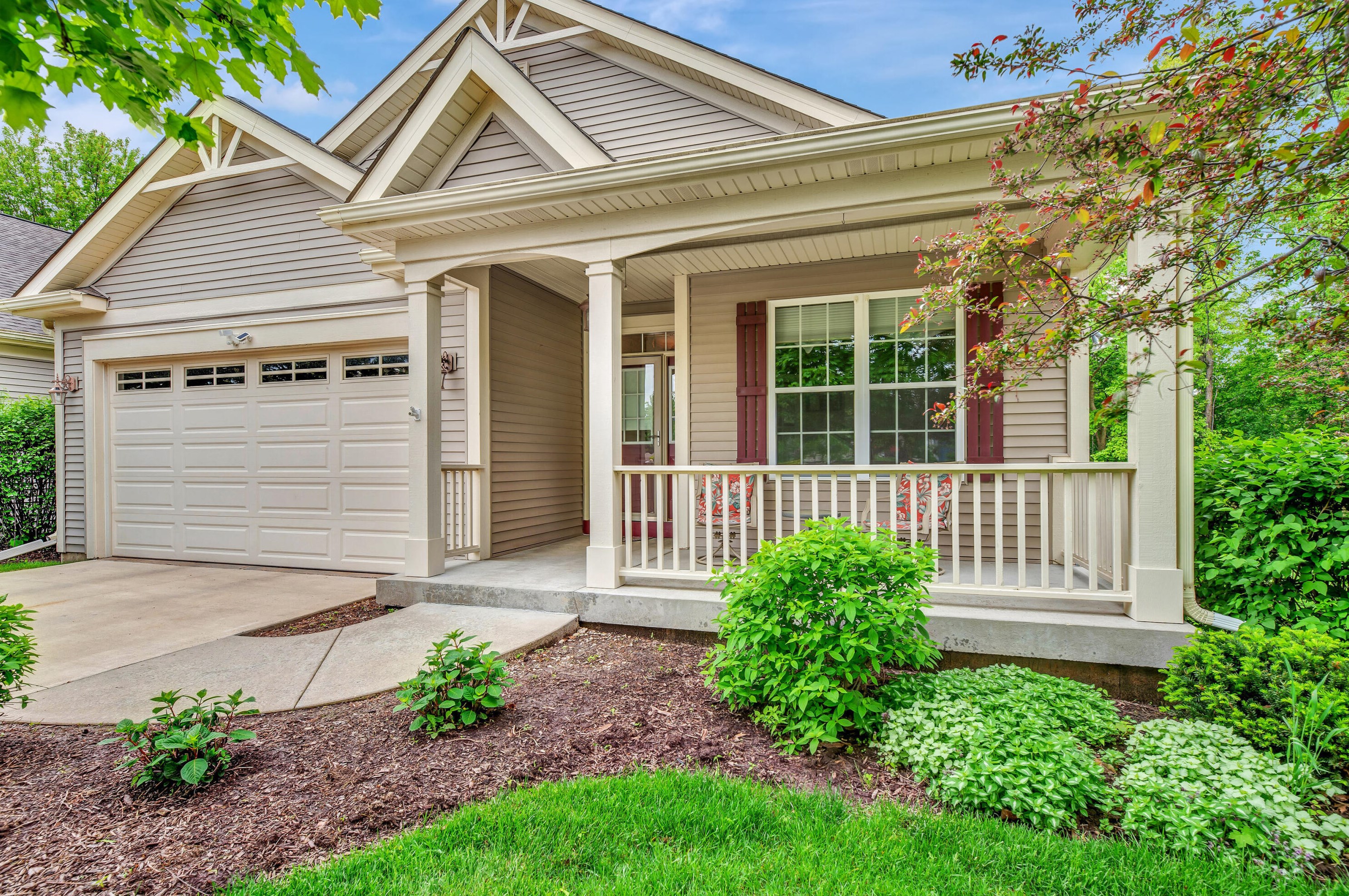 239 Summerhaven Ln, Lake Geneva, WI 53147