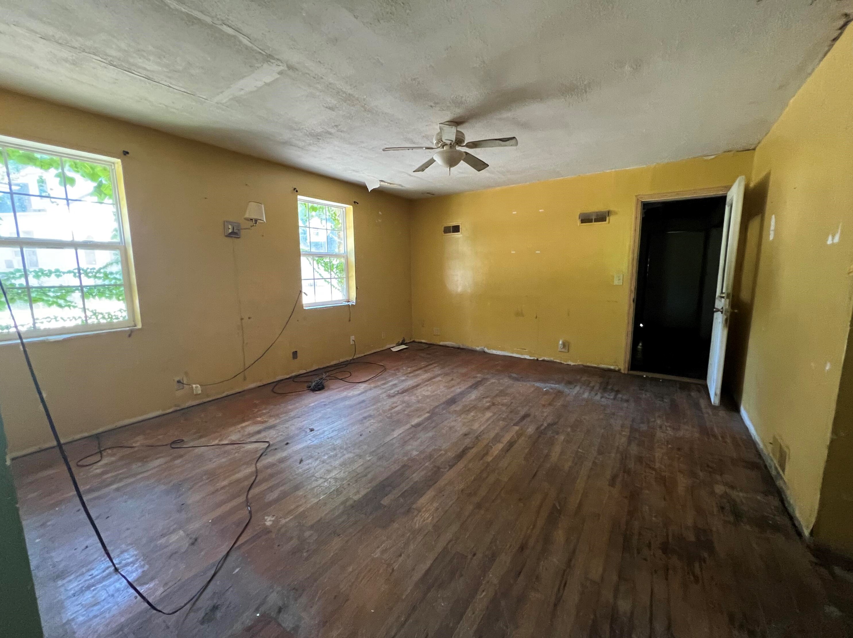 209 Beloit St, Delavan, WI 53115-1603