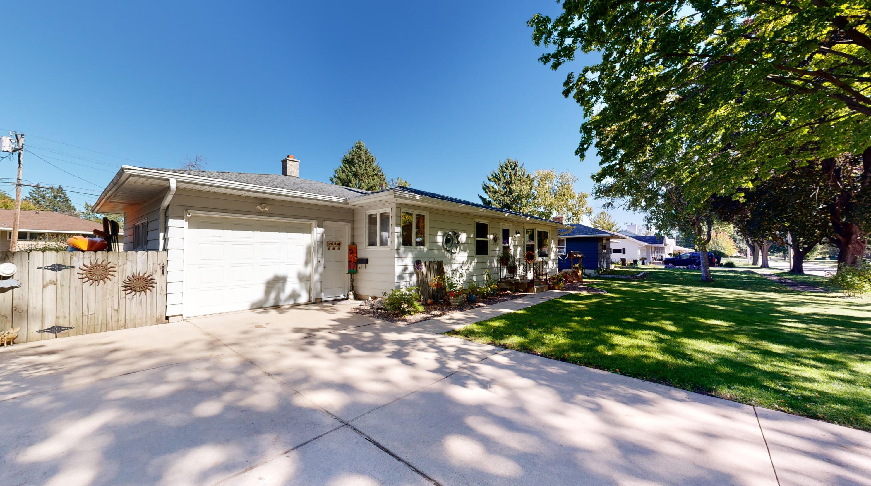 417 Rogers St, Fort Atkinson, WI 53538-1243