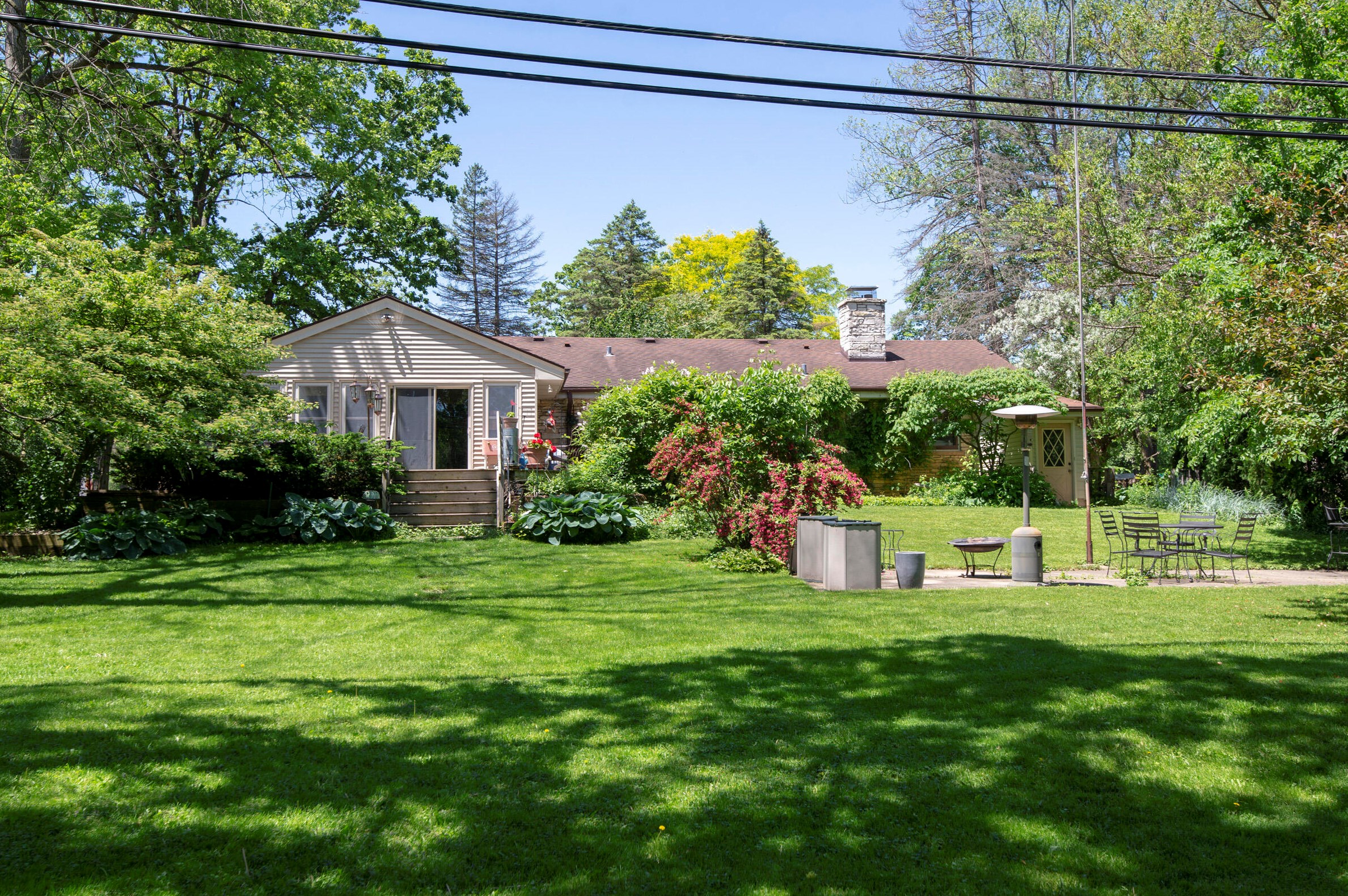 4130 Lilly Rd, Brookfield, WI 53005-1758