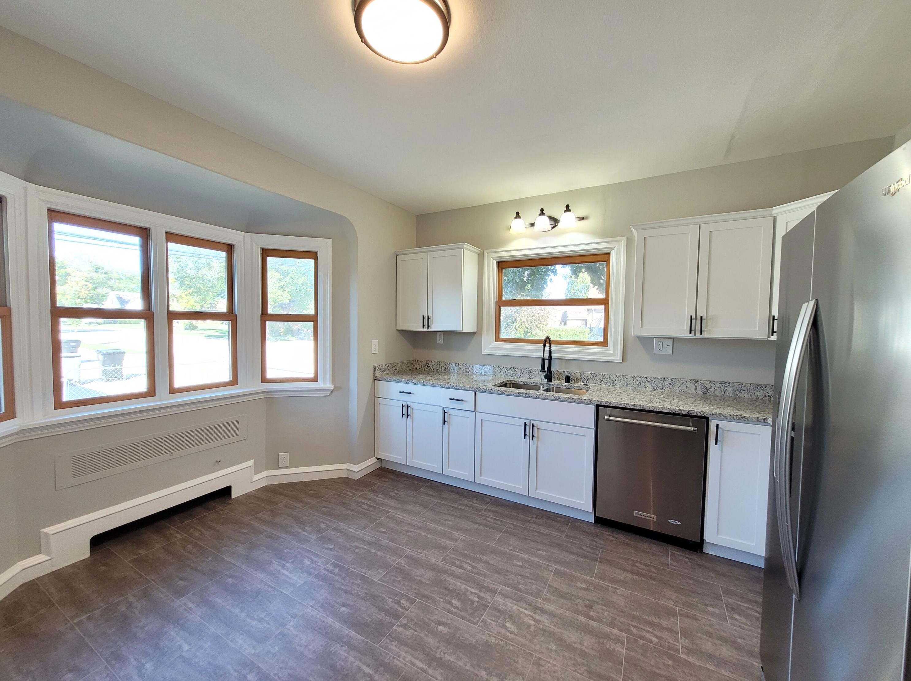 3476 Van Norman Ave, Cudahy, WI 53110-1014