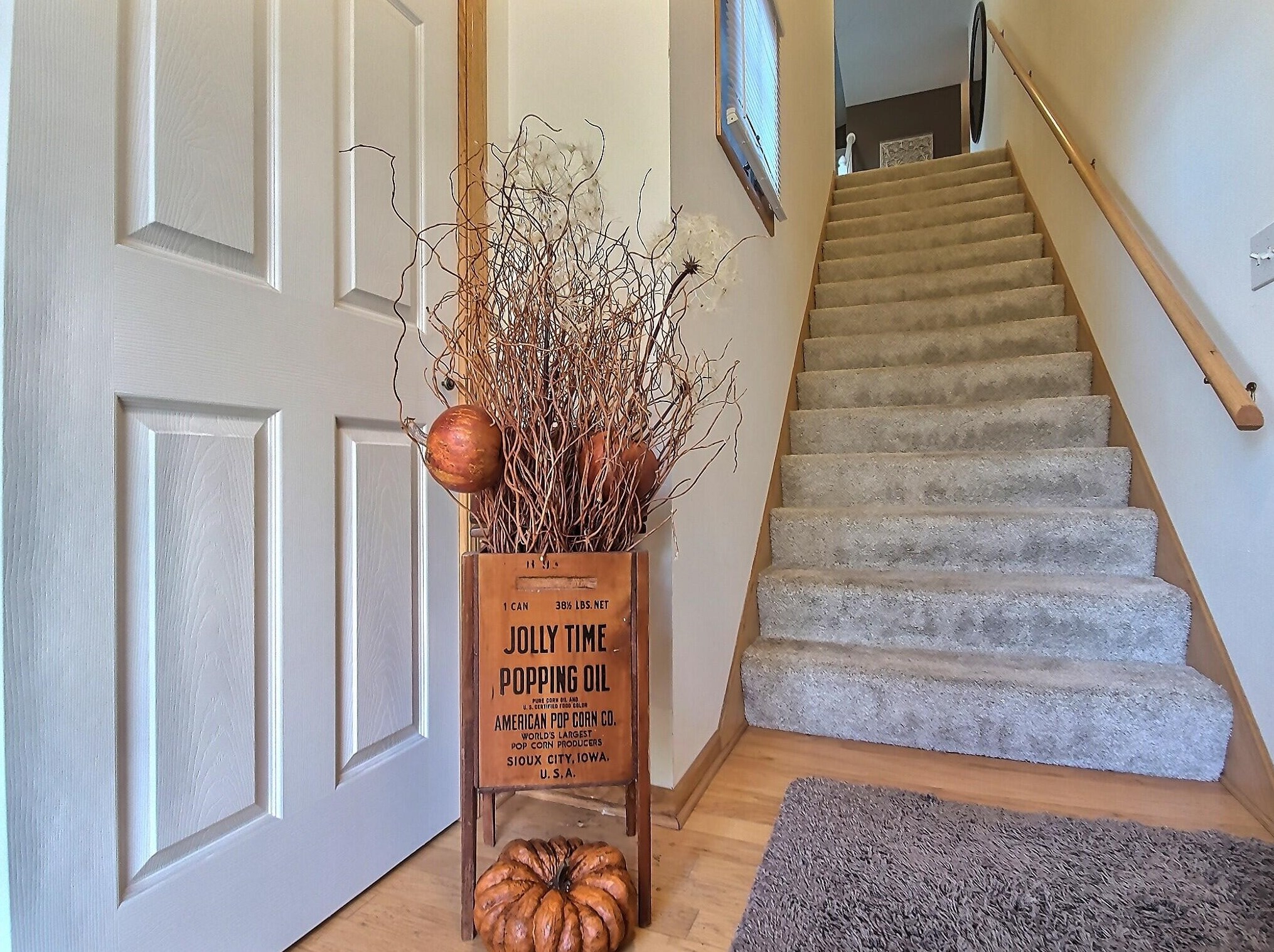 2293 Circle Rdg, Delafield, WI 53018-2060