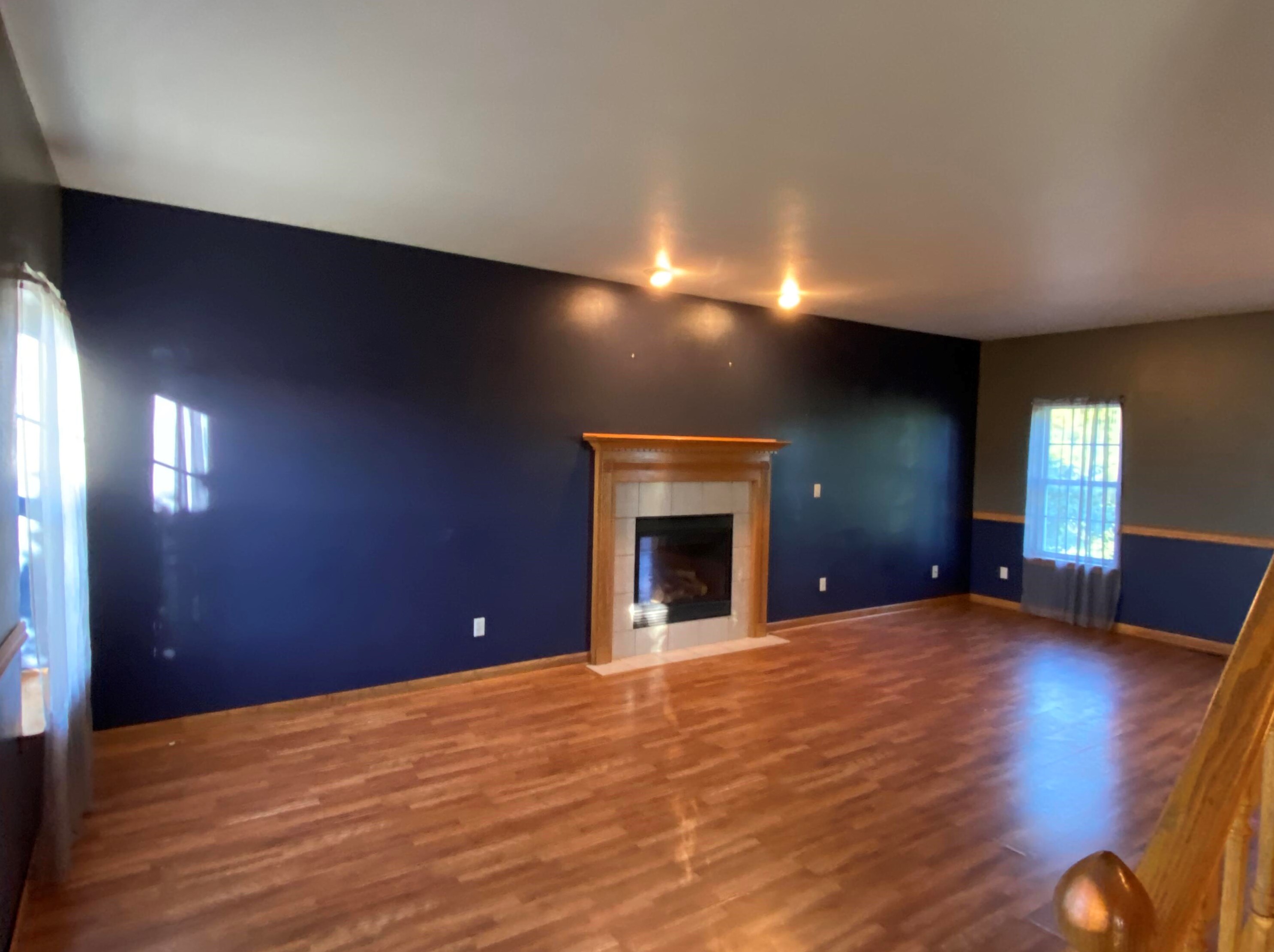 143 Cranberry St, Elkhorn, WI 53121-9470