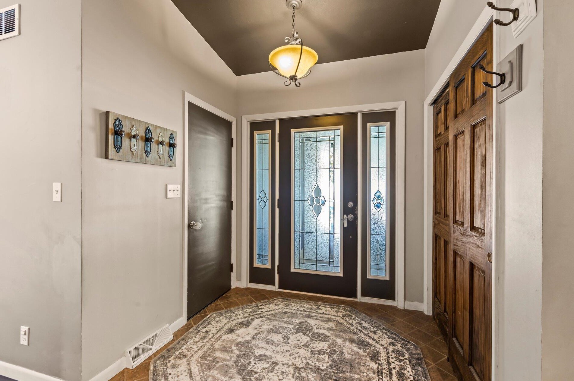 518 Mcdowell St, Delavan, WI 53115-1235