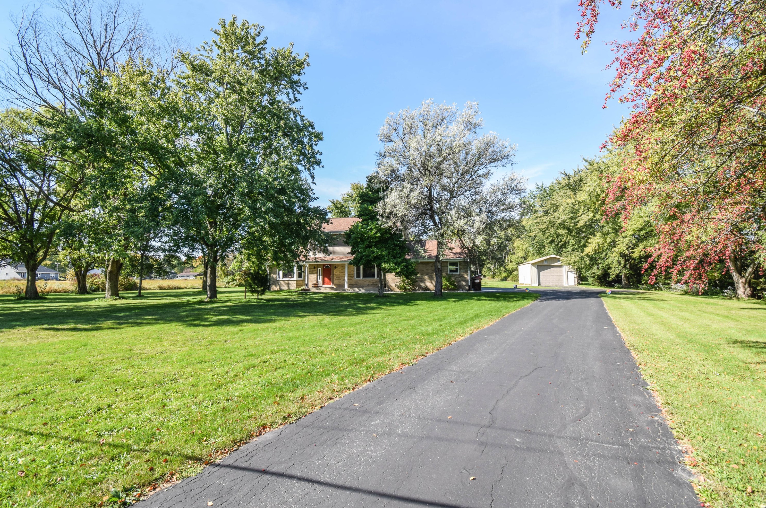 8742 Bay Filly Ln, Racine, WI 53402-9757