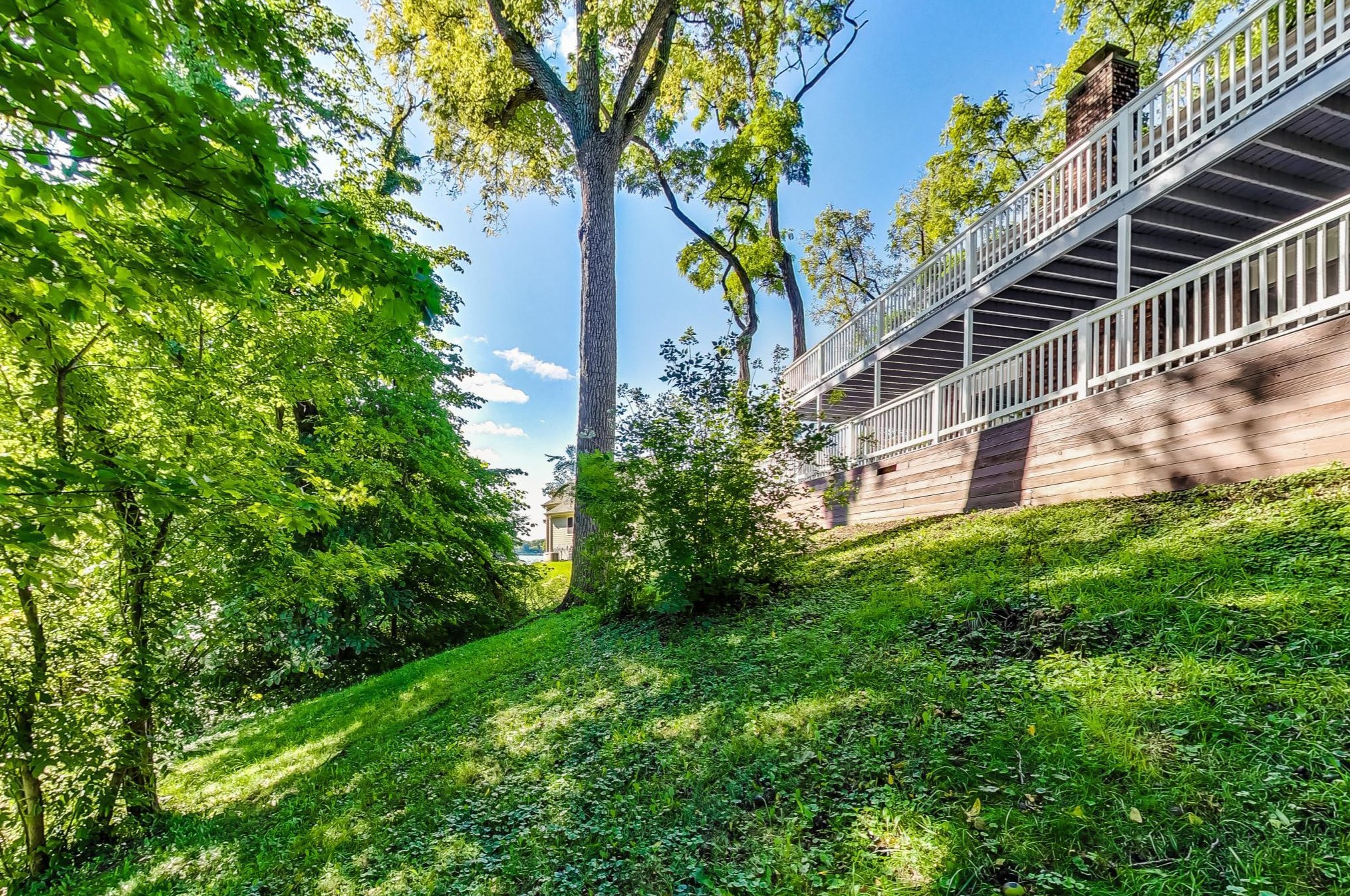 33601 Contour Dr, Lyons WI  53105-9214 exterior