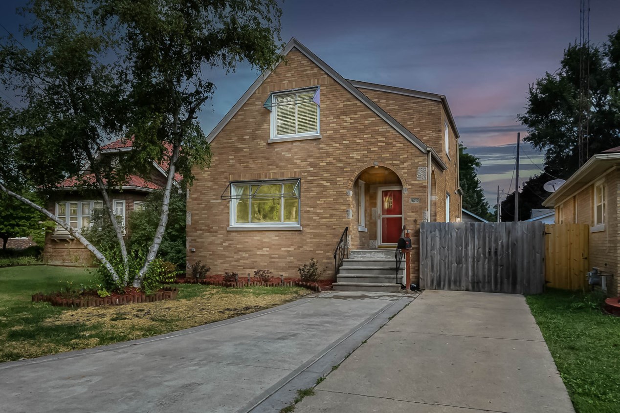 2010 Washington Rd, Kenosha, WI 53140