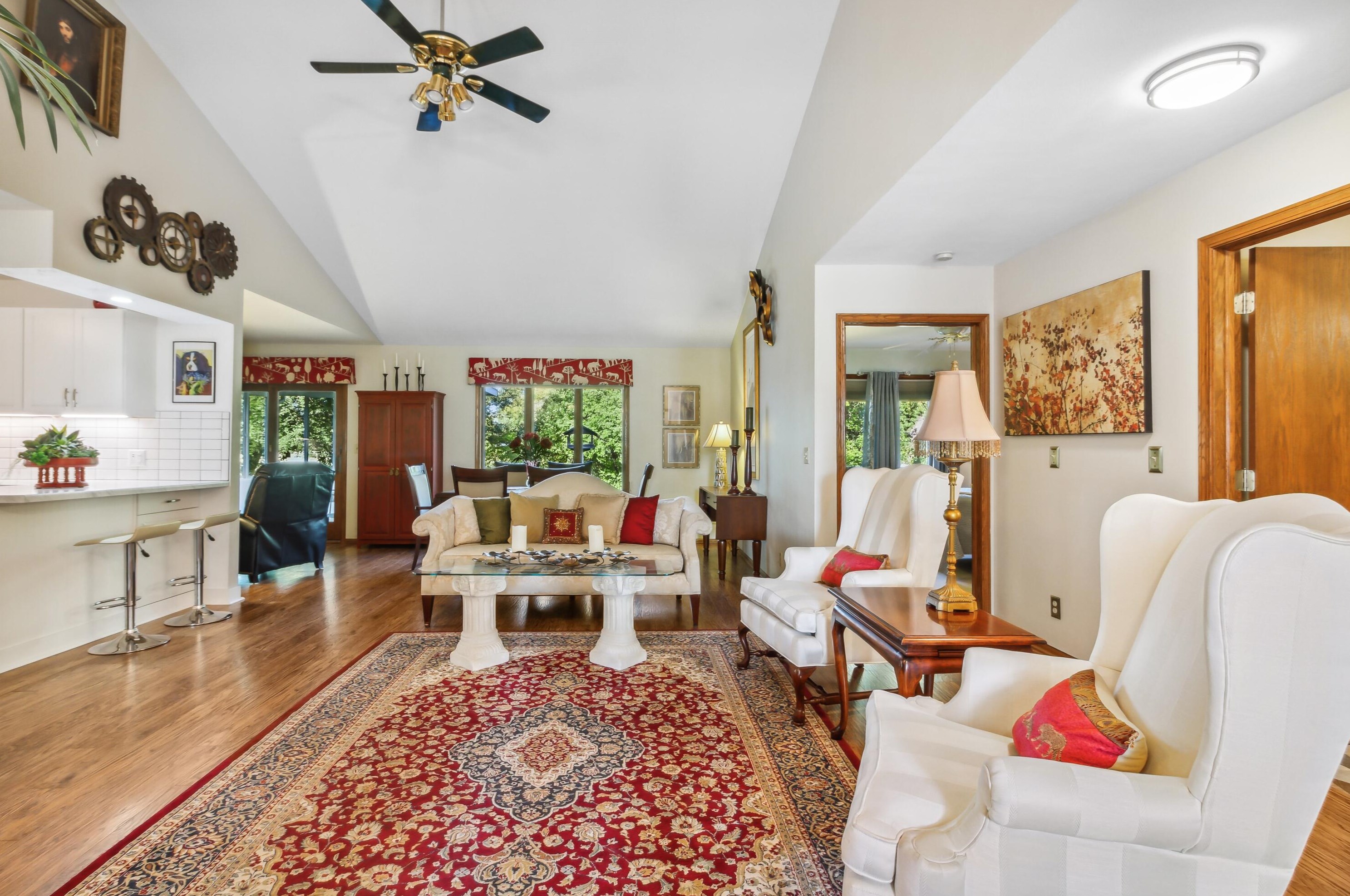 642 Westbury Ln, Delavan, WI 53115-3170