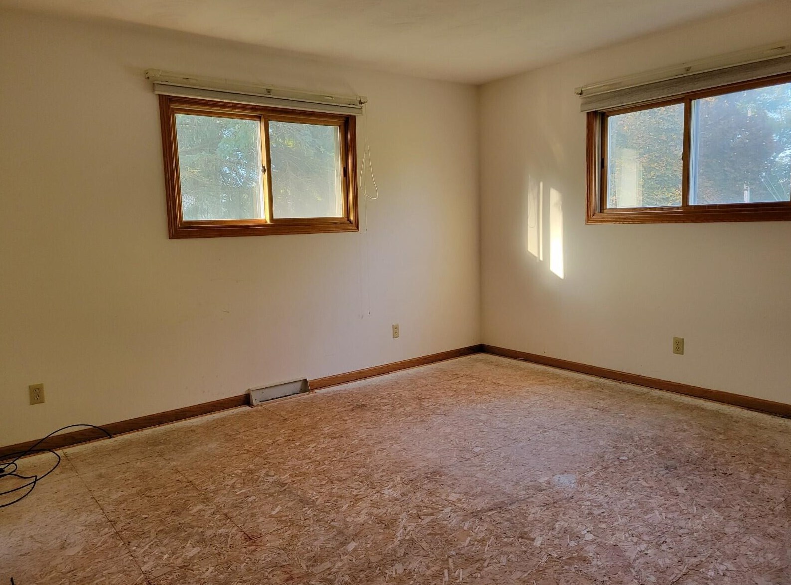 30 Washington St, Darien WI 53114-1572 exterior