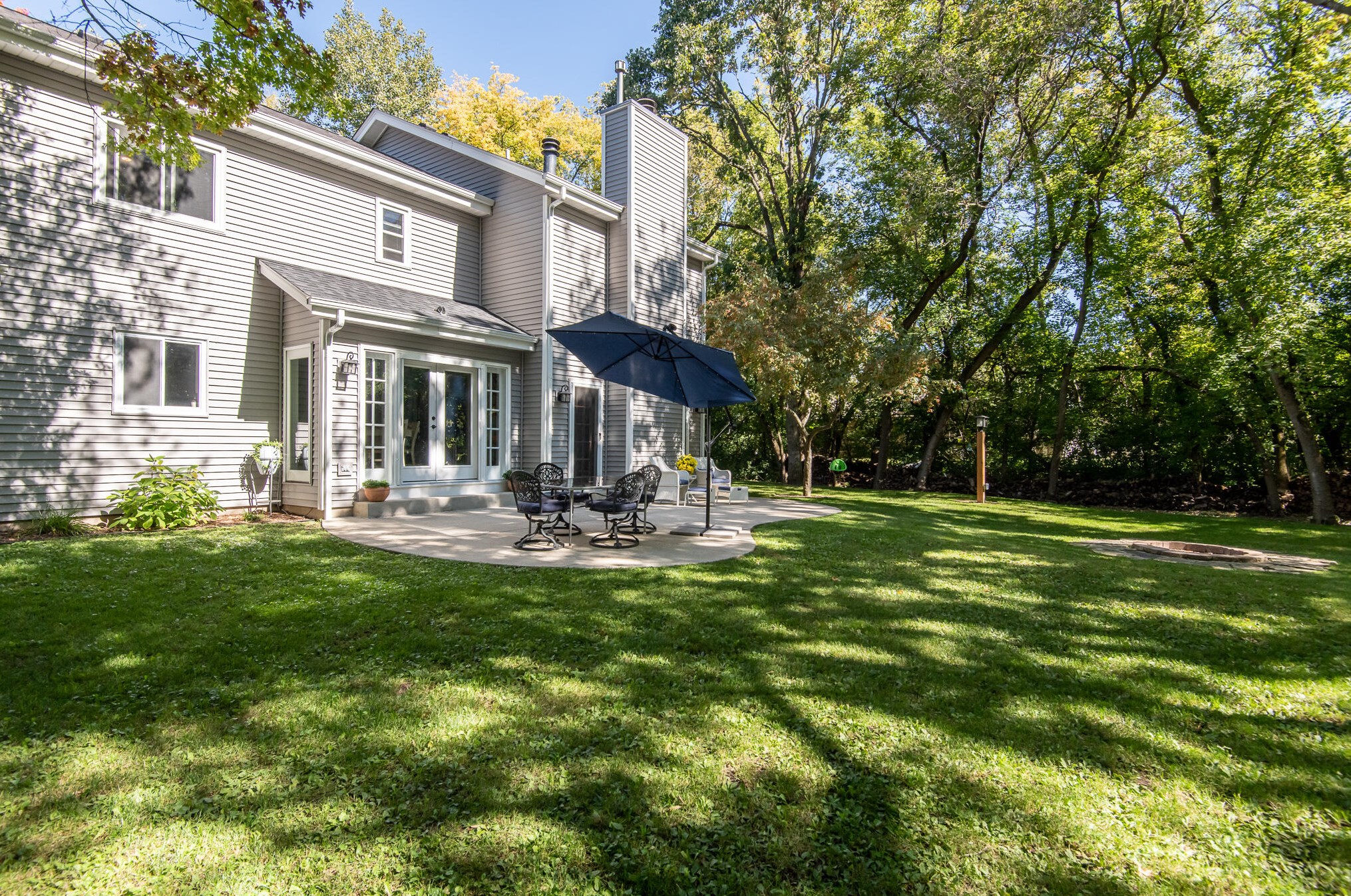 412 Prairie View Dr, North Prairie, WI 53153