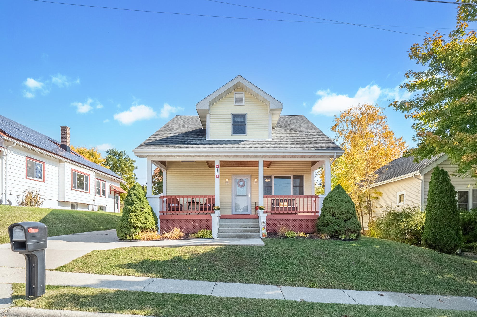 122 S Wilson St, Waubeka, WI 53021