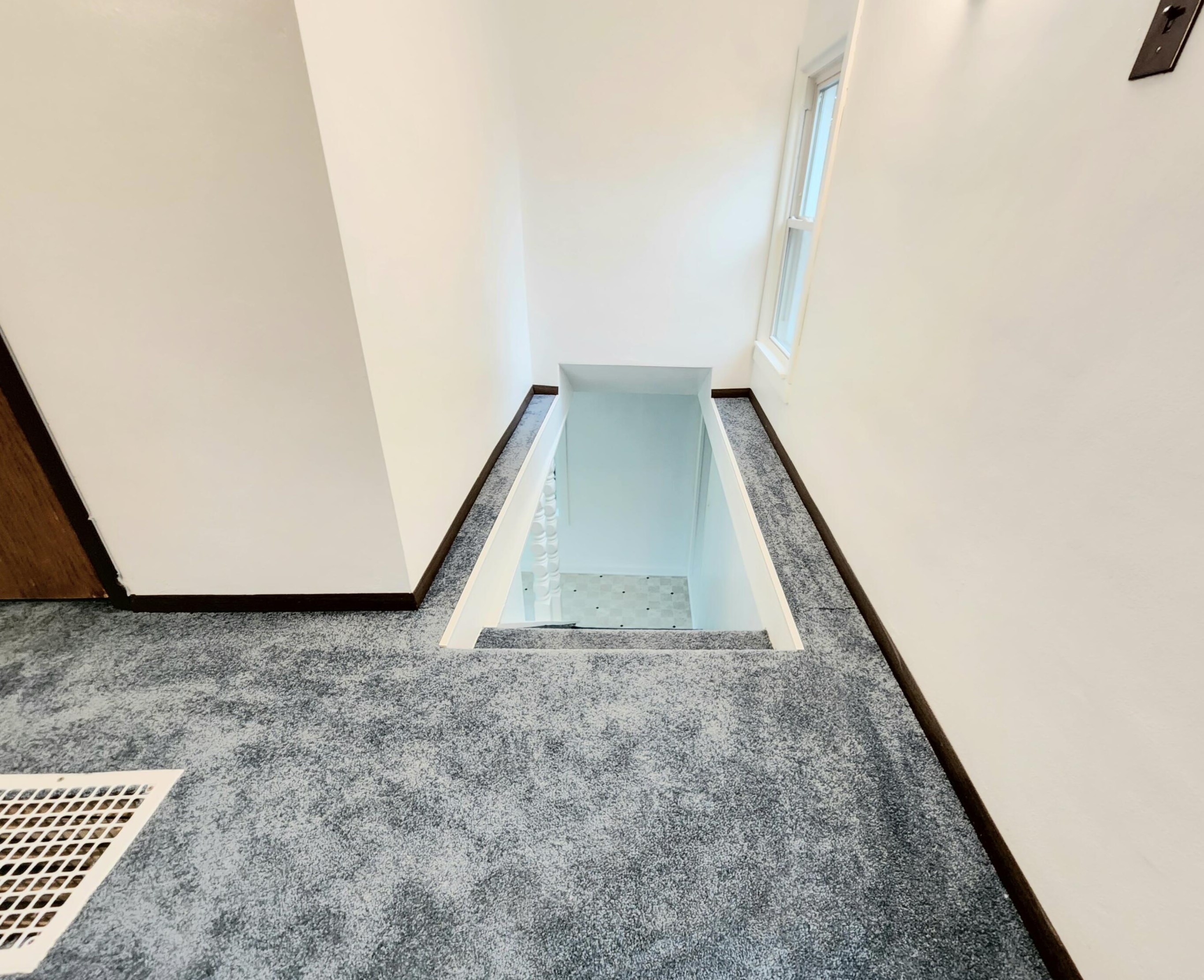 705 Nicholson Ave, South Milwaukee WI  53172-1446 exterior