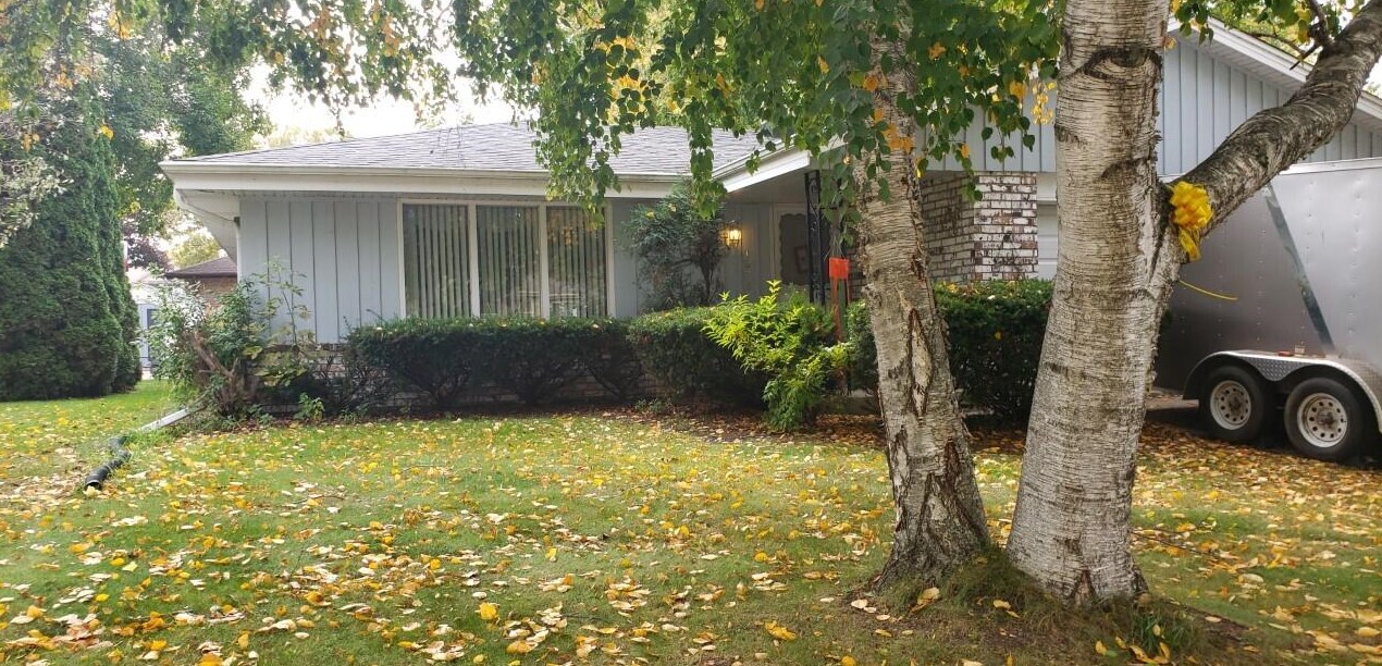 1835 Manistique Ave, South Milwaukee, WI 53172-2933
