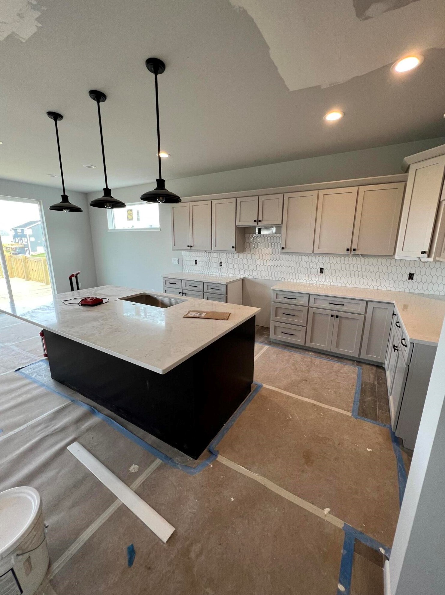 5052 Marquette Ave, Hales Corners, WI 53132-9400