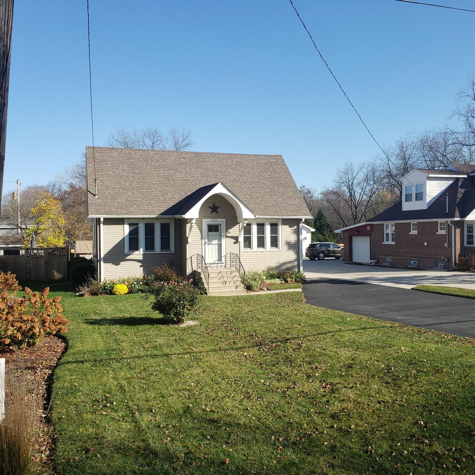 8115 Cooper Rd, Kenosha, WI 53142