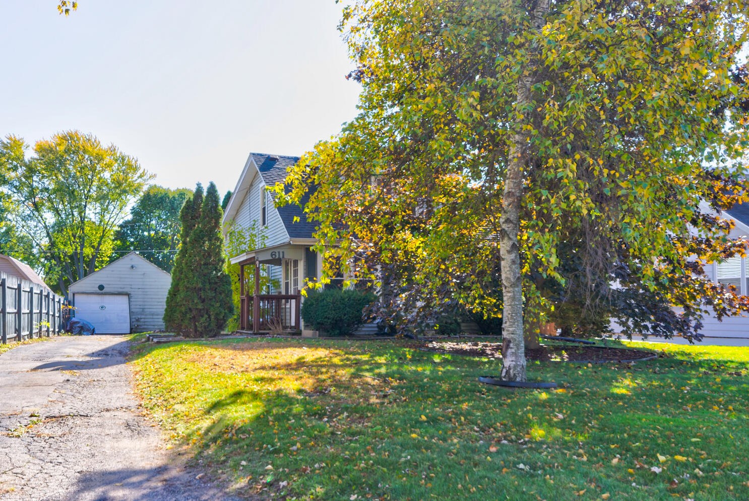 611 13th Pl, Kenosha, WI 53140