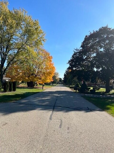 3323 Green Meadows Ln, Racine WI  53405-4706 exterior