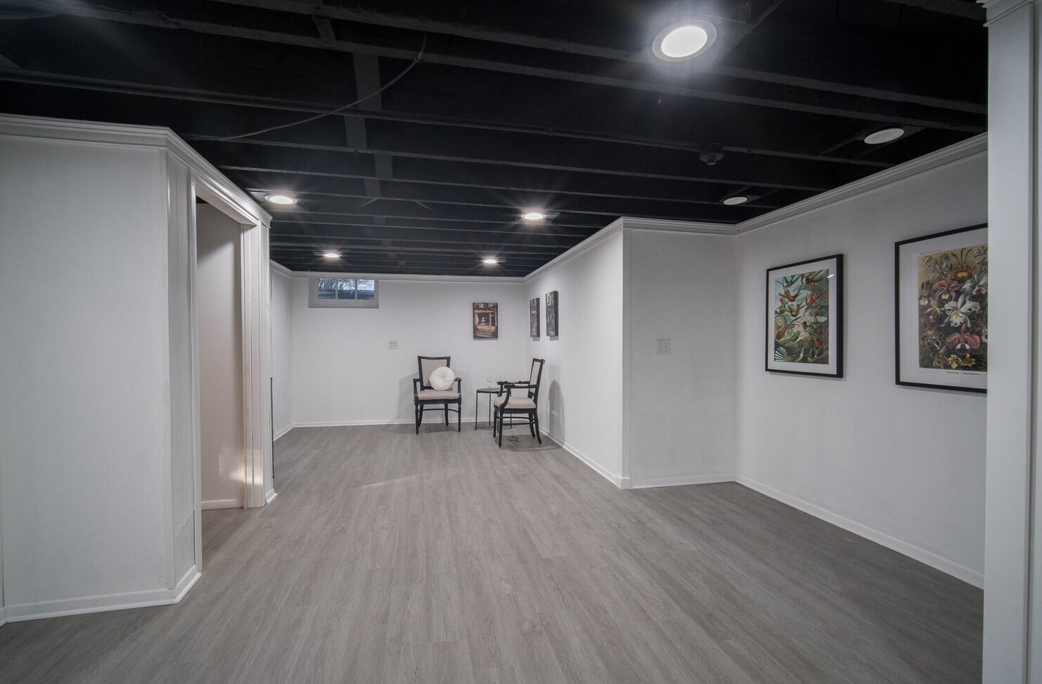 215 Bobolink Dr, Brookfield WI  53005-8033 exterior