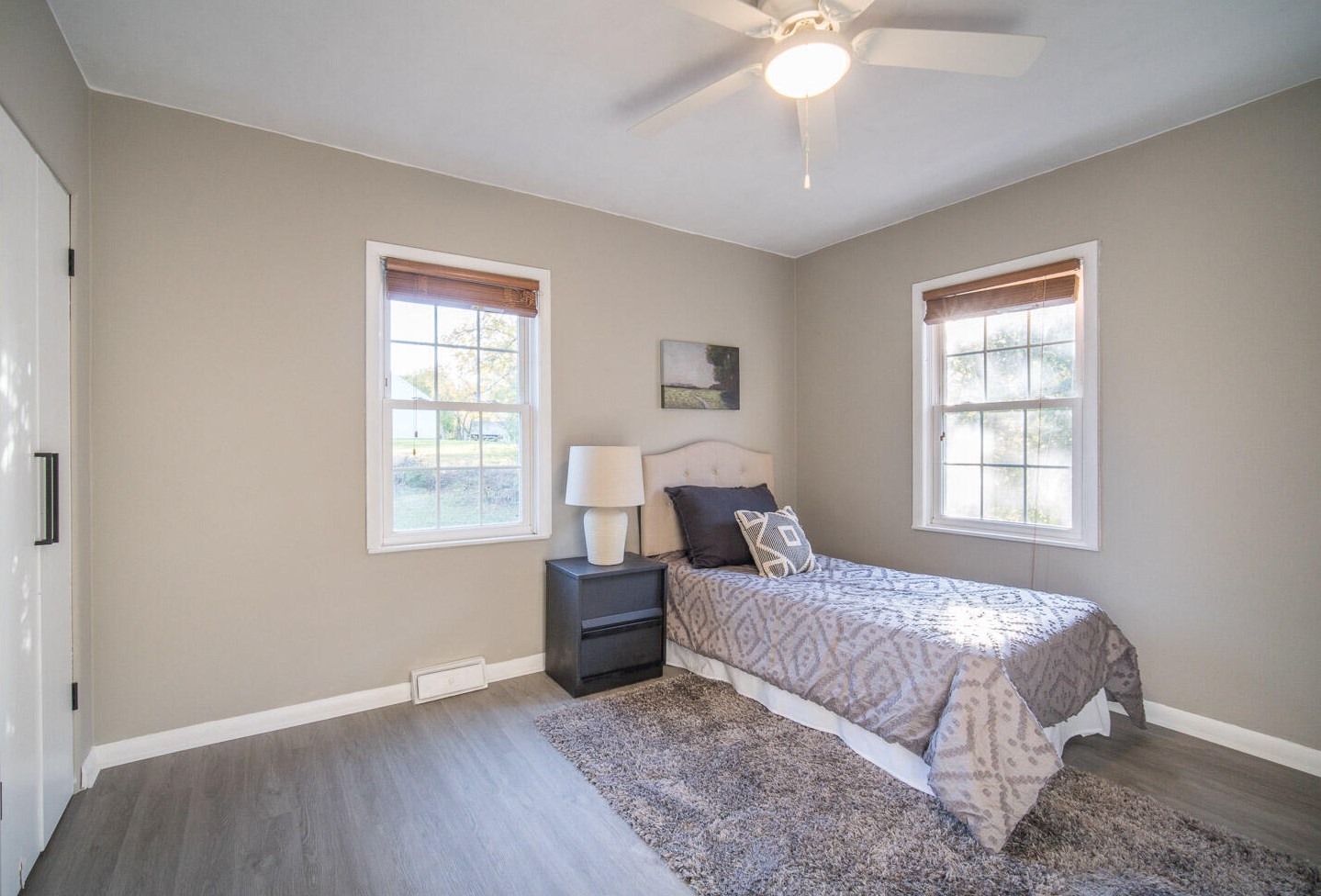 215 Bobolink Dr, Brookfield WI  53005-8033 exterior