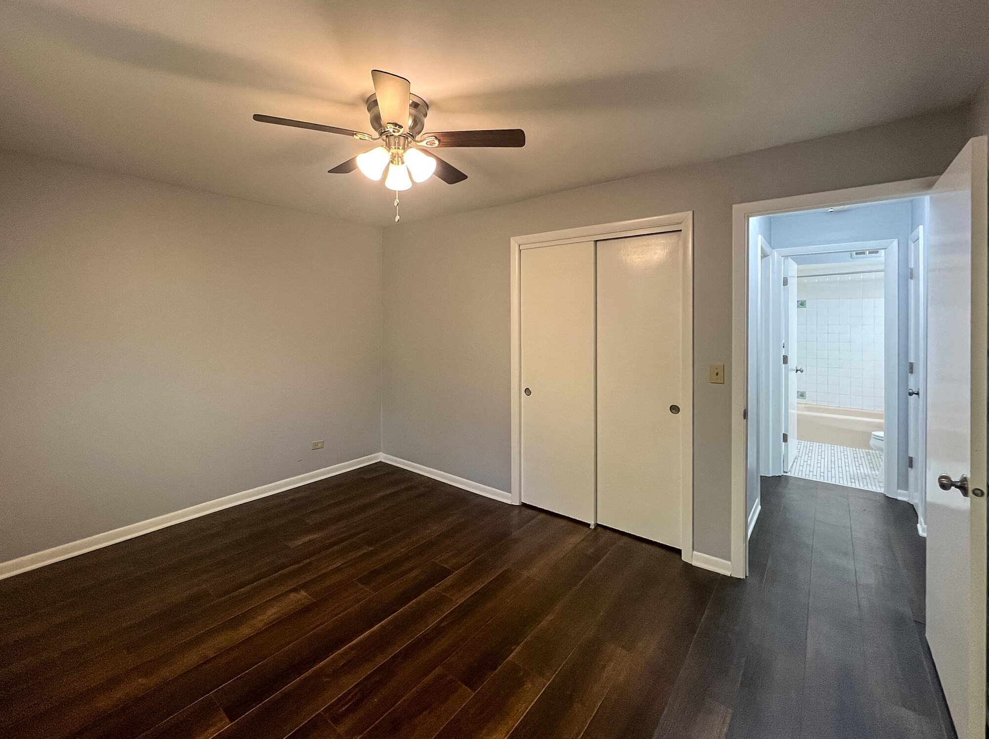 215 Country Club Dr # 2d, Lake Geneva, WI