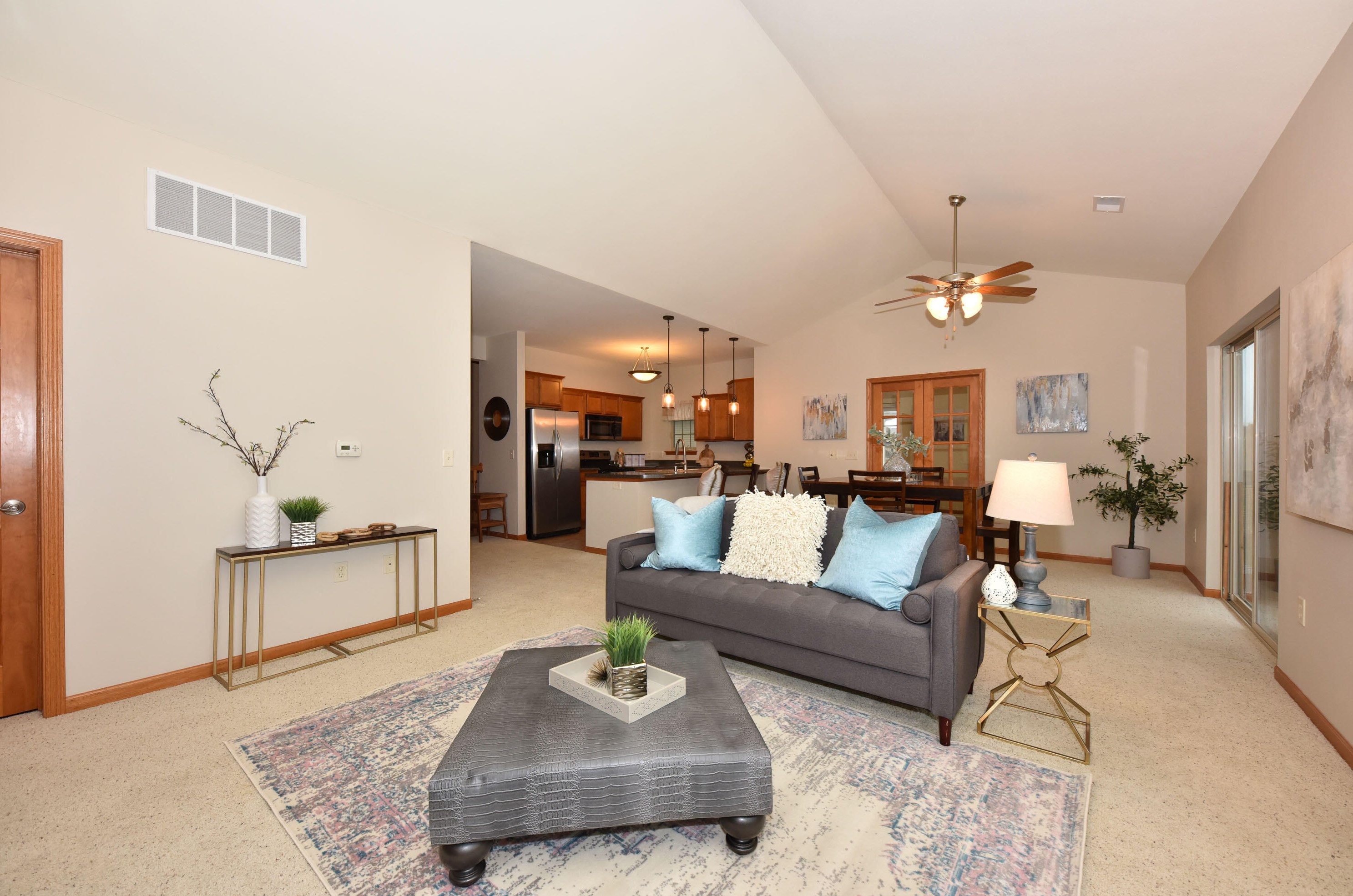 1837 New Port Vista Dr, Grafton, WI 53024-9002