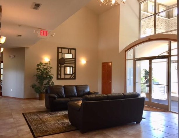 230 Hilldale Dr, Hartford, WI 53027-2685