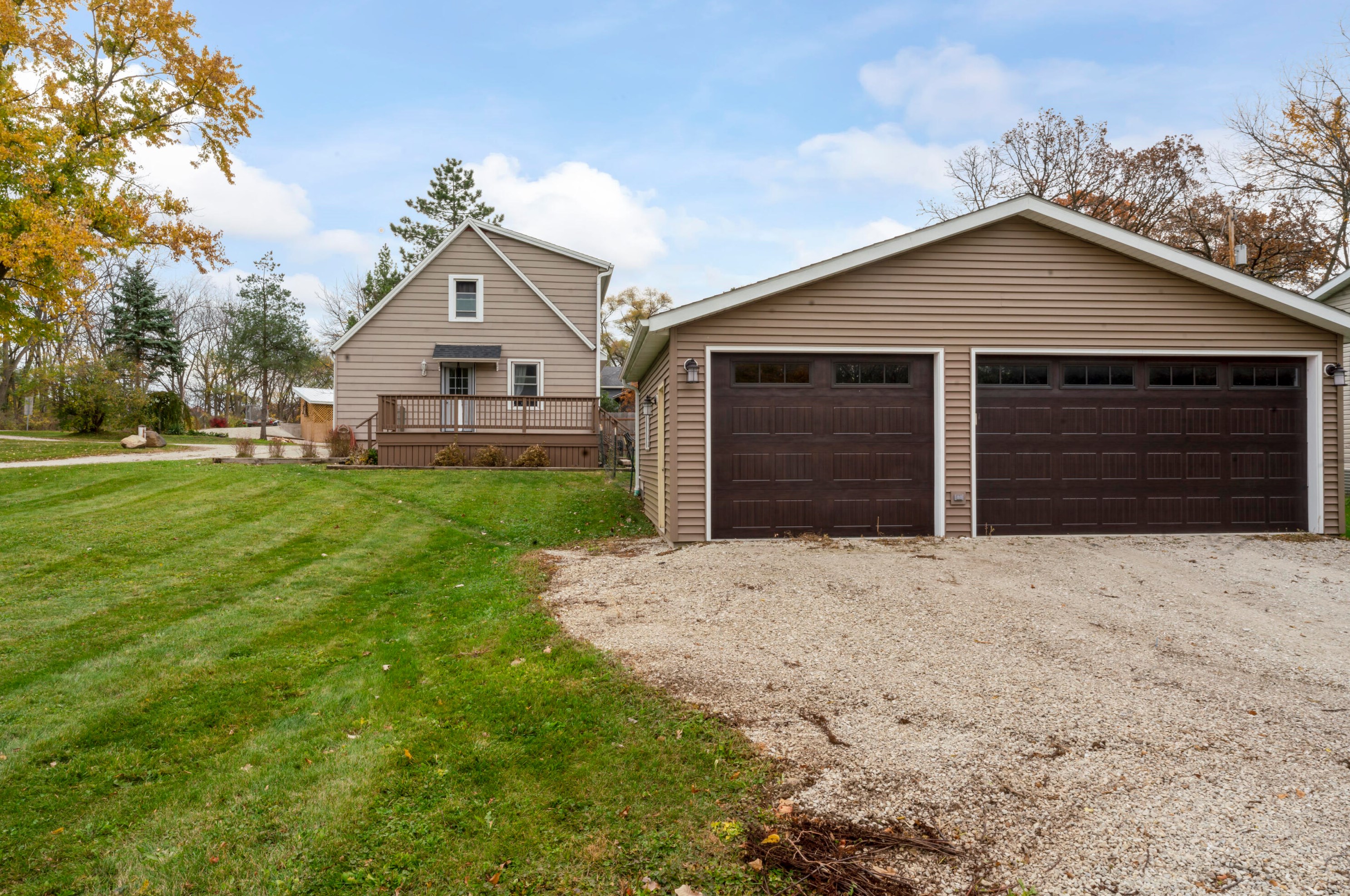 33831 Fulton St, Lyons, WI 53105-8325