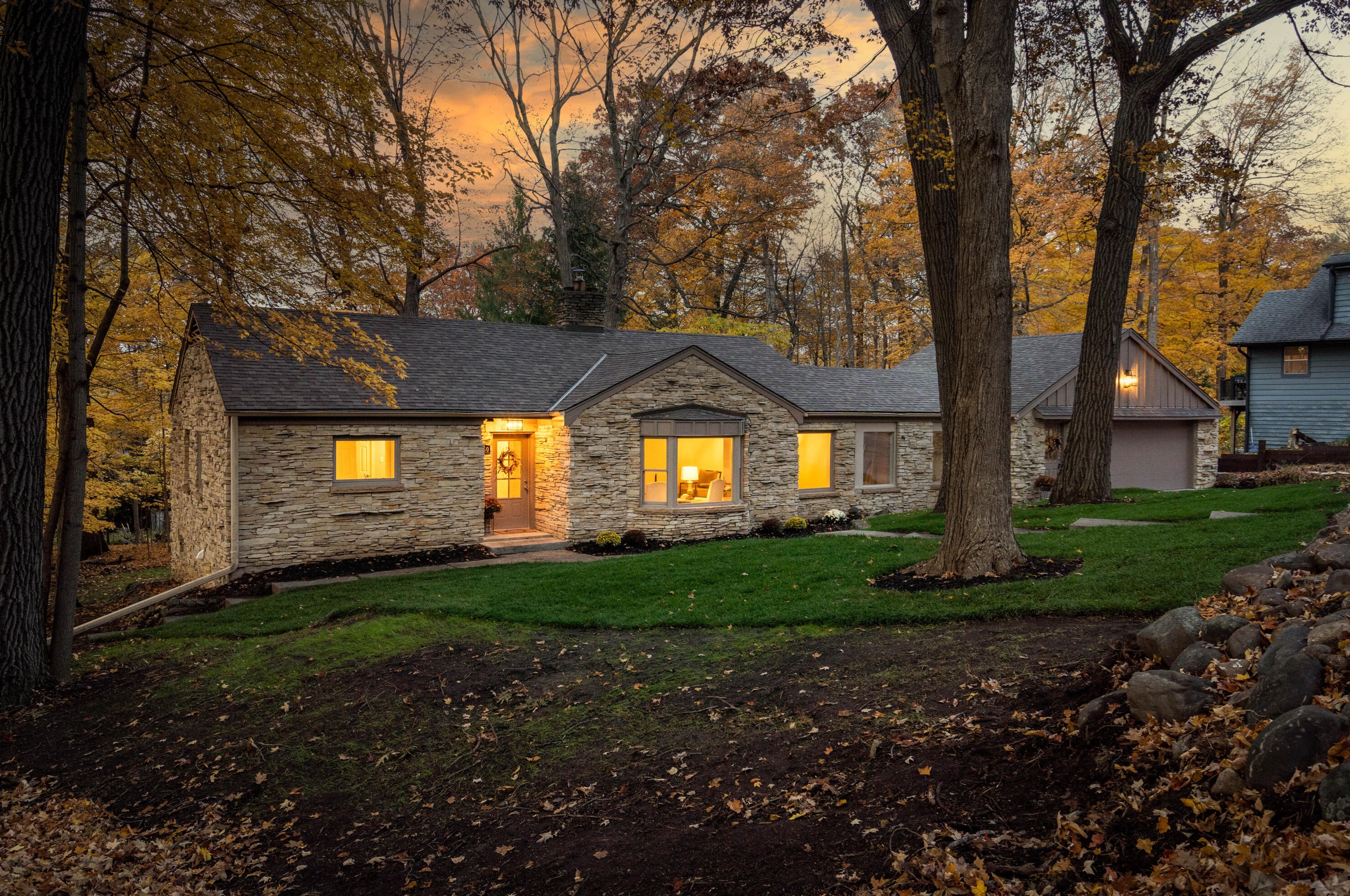 19160 North Ave, Brookfield WI  53045-4186 exterior
