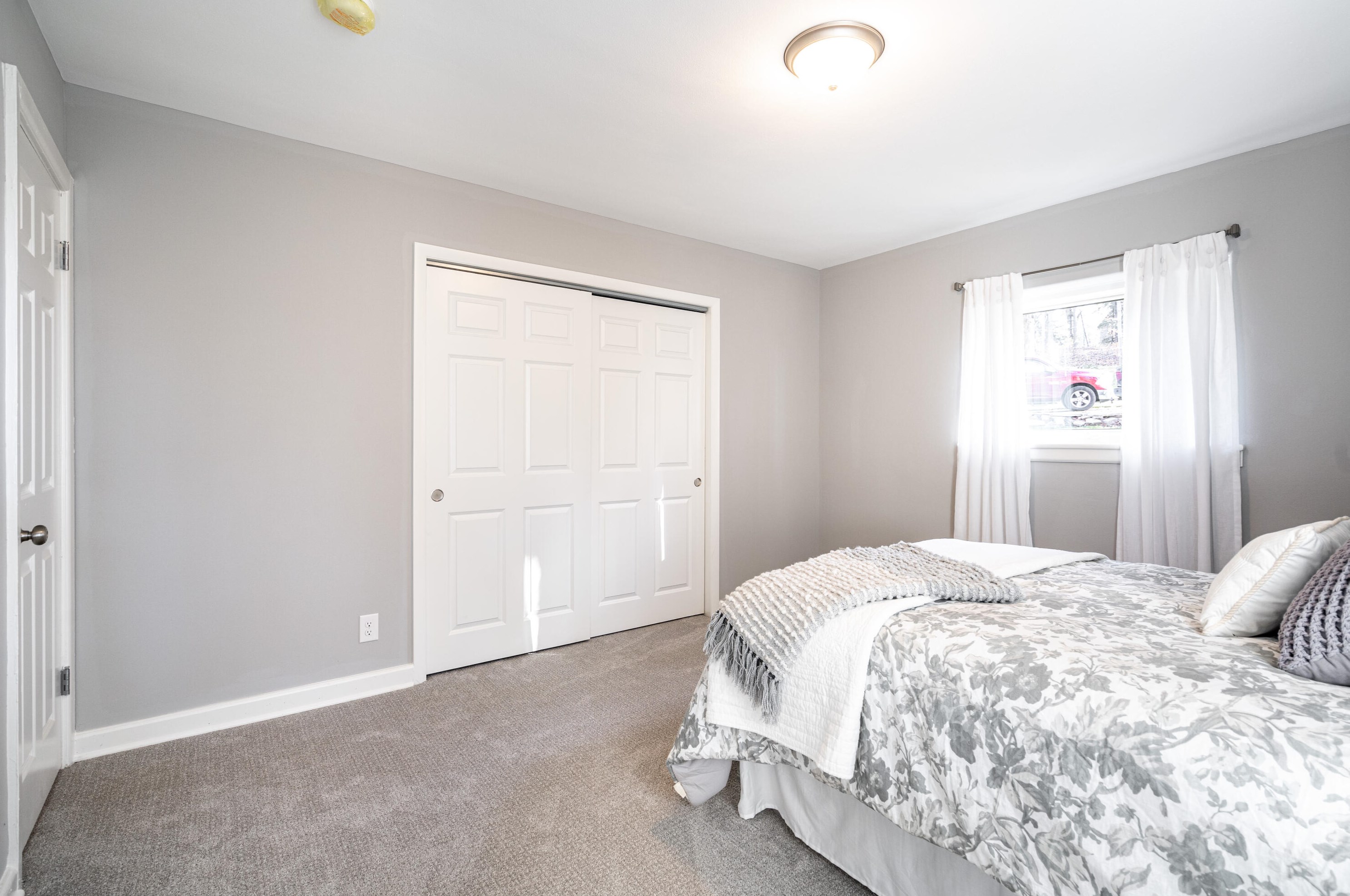 19160 North Ave, Brookfield WI  53045-4186 exterior
