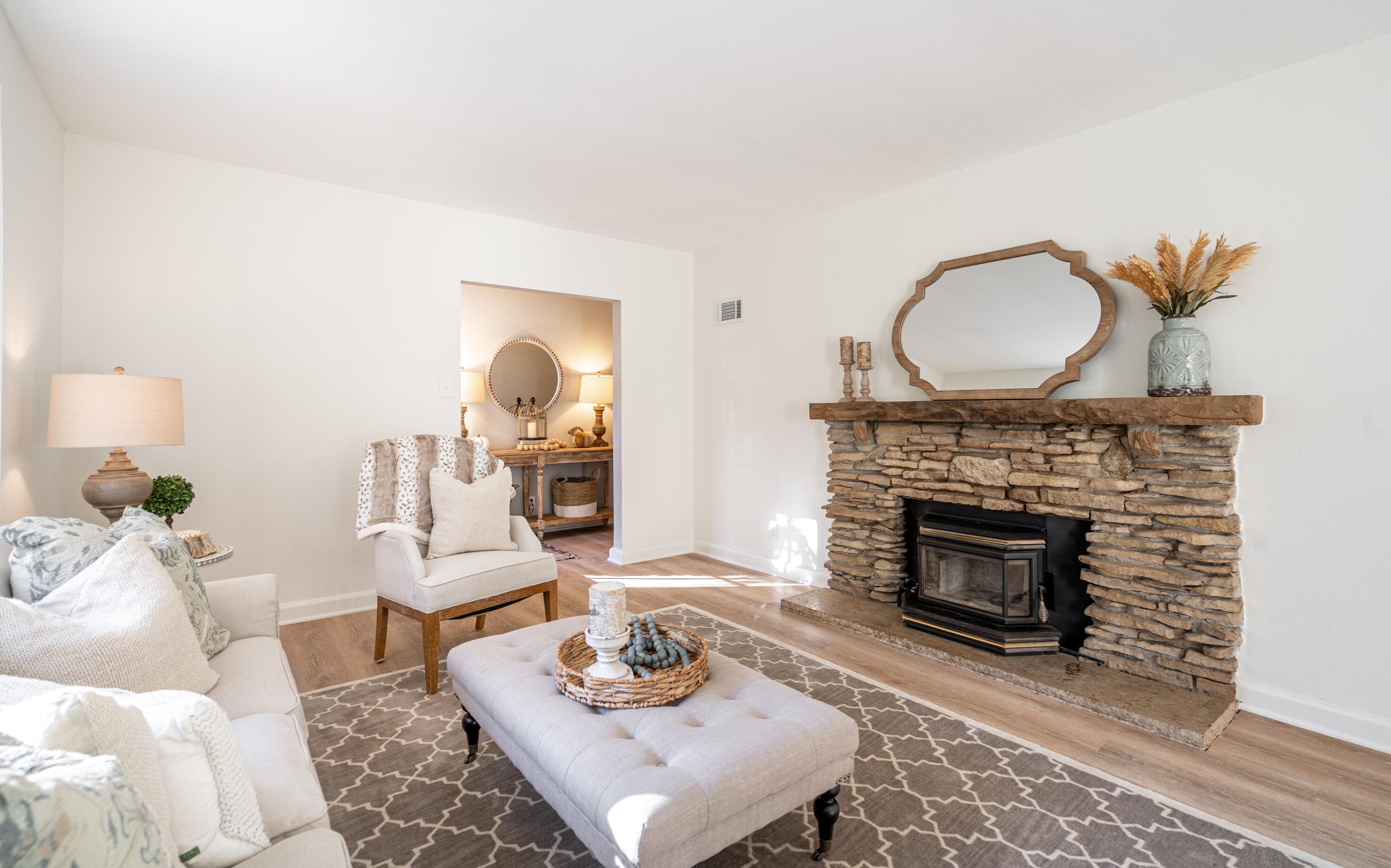 19160 North Ave, Brookfield WI  53045-4186 exterior