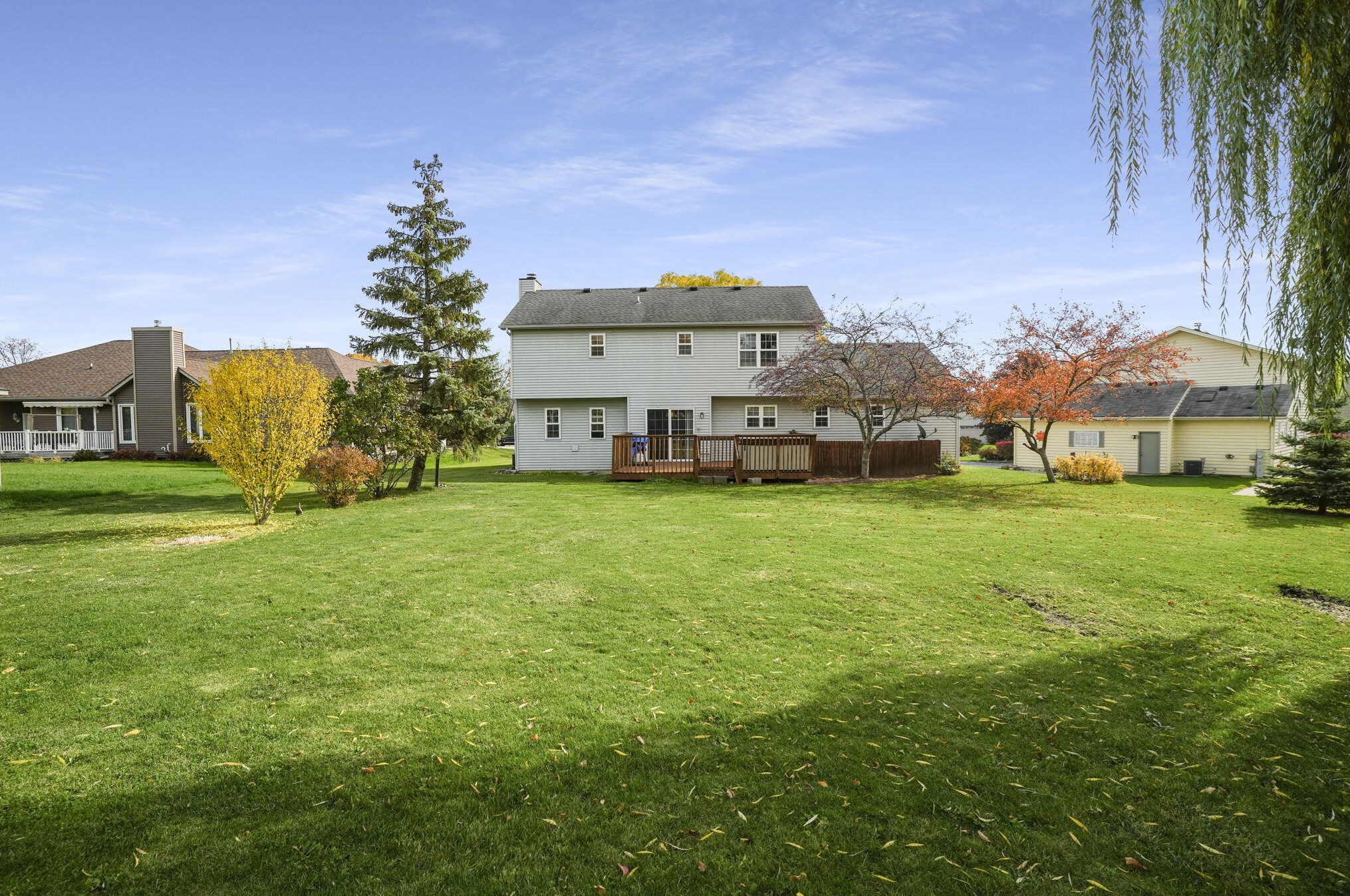 4006 Southwood Dr, Racine, WI 53403-9436