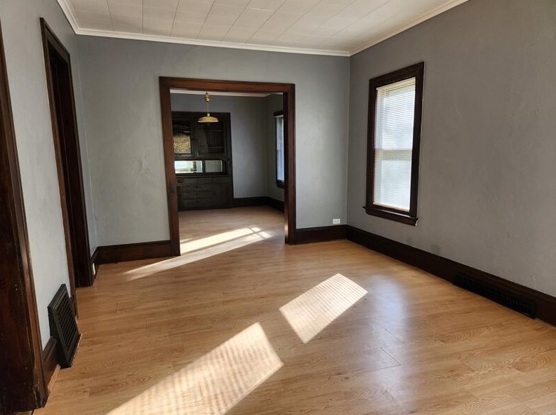 1533 9th St, Sheboygan, WI 53081-2657