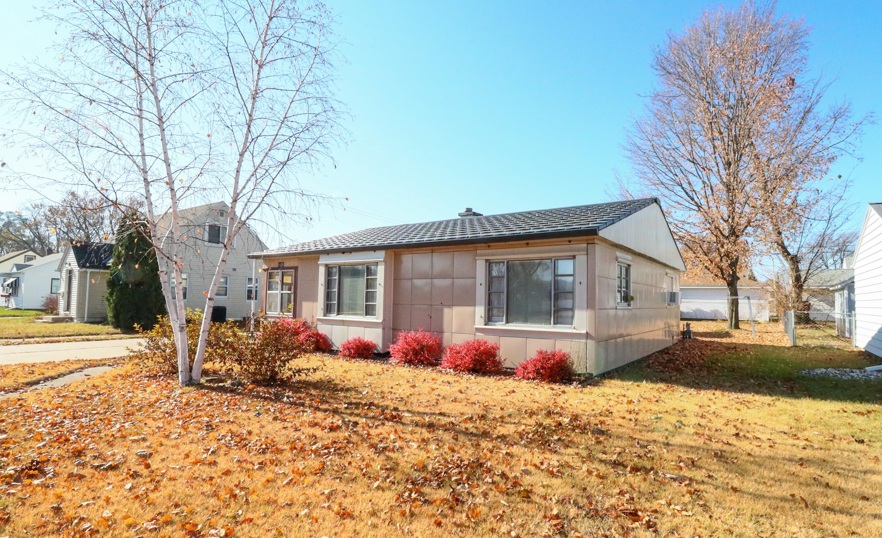 1830 Losey Blvd, La Crosse, WI 54601