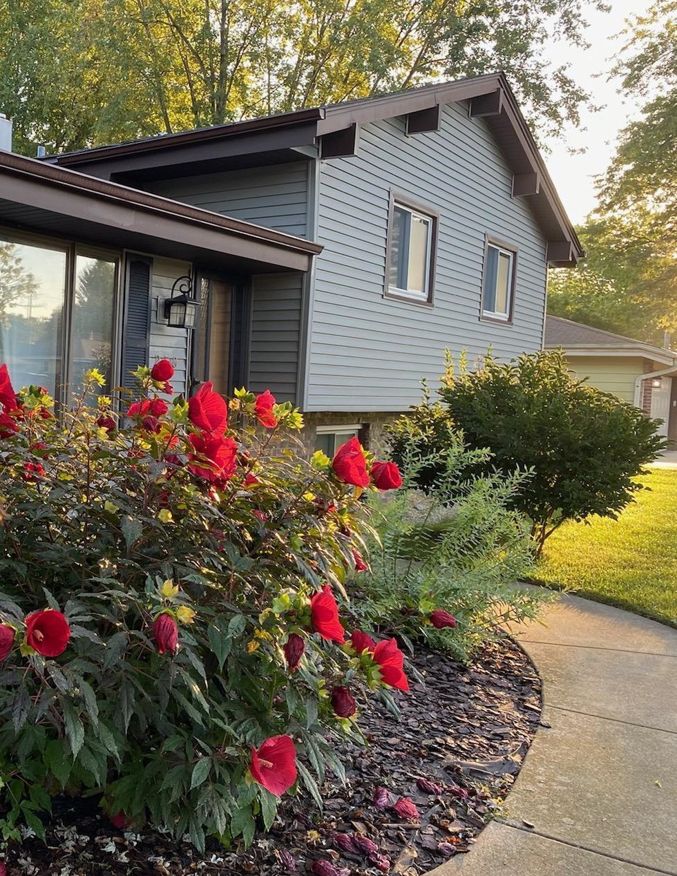 250 Cedar St, Grafton, WI 53024-2365