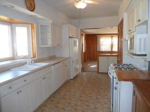 300 E Sherman Ave, Fort Atkinson, WI 53538